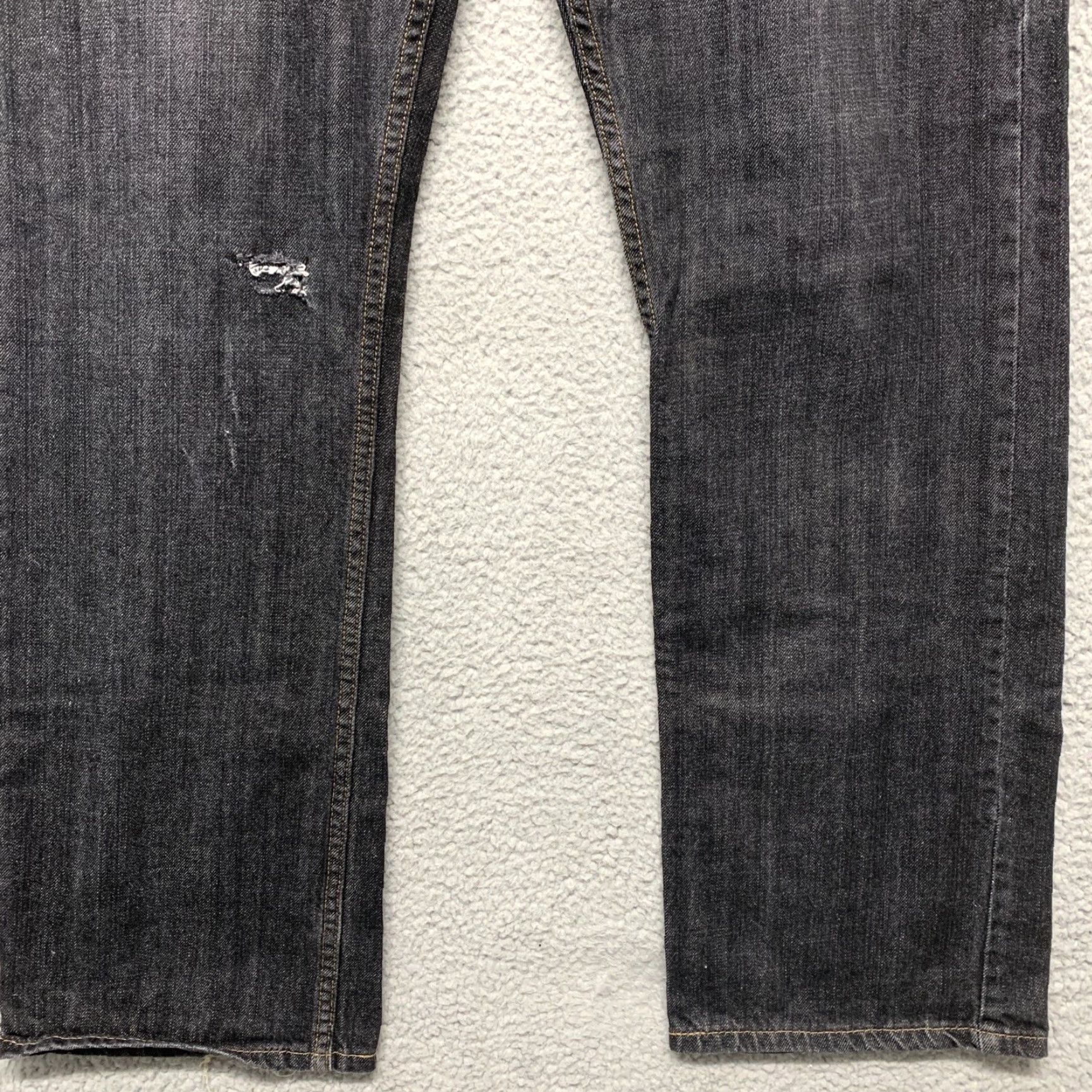 Levi's Levi's 514 Slim Straight Fit Jeans Mens Heather Black Denim 37W 32L Jeans Mens Slim Denim Size US 37 - 3 Thumbnail