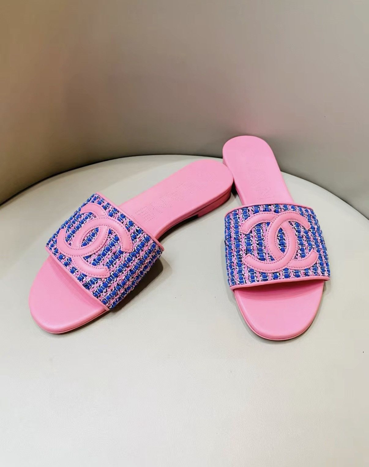 Chanel Chanel Tweed Flat Slides J33 Size US 5 / IT 35 - 3 Thumbnail