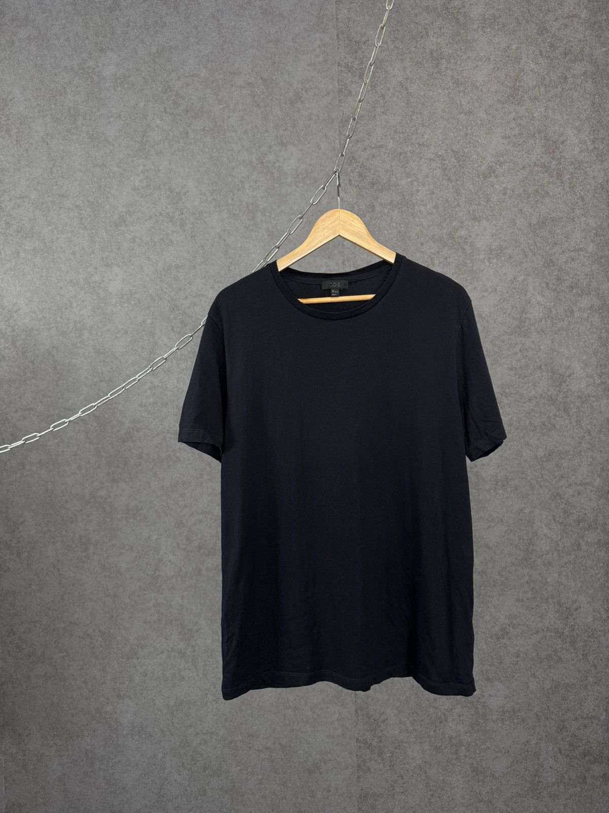 Cos × Designer COS designer blanc tee Size US L / EU 52-54 / 3 - 1 Thumbnail