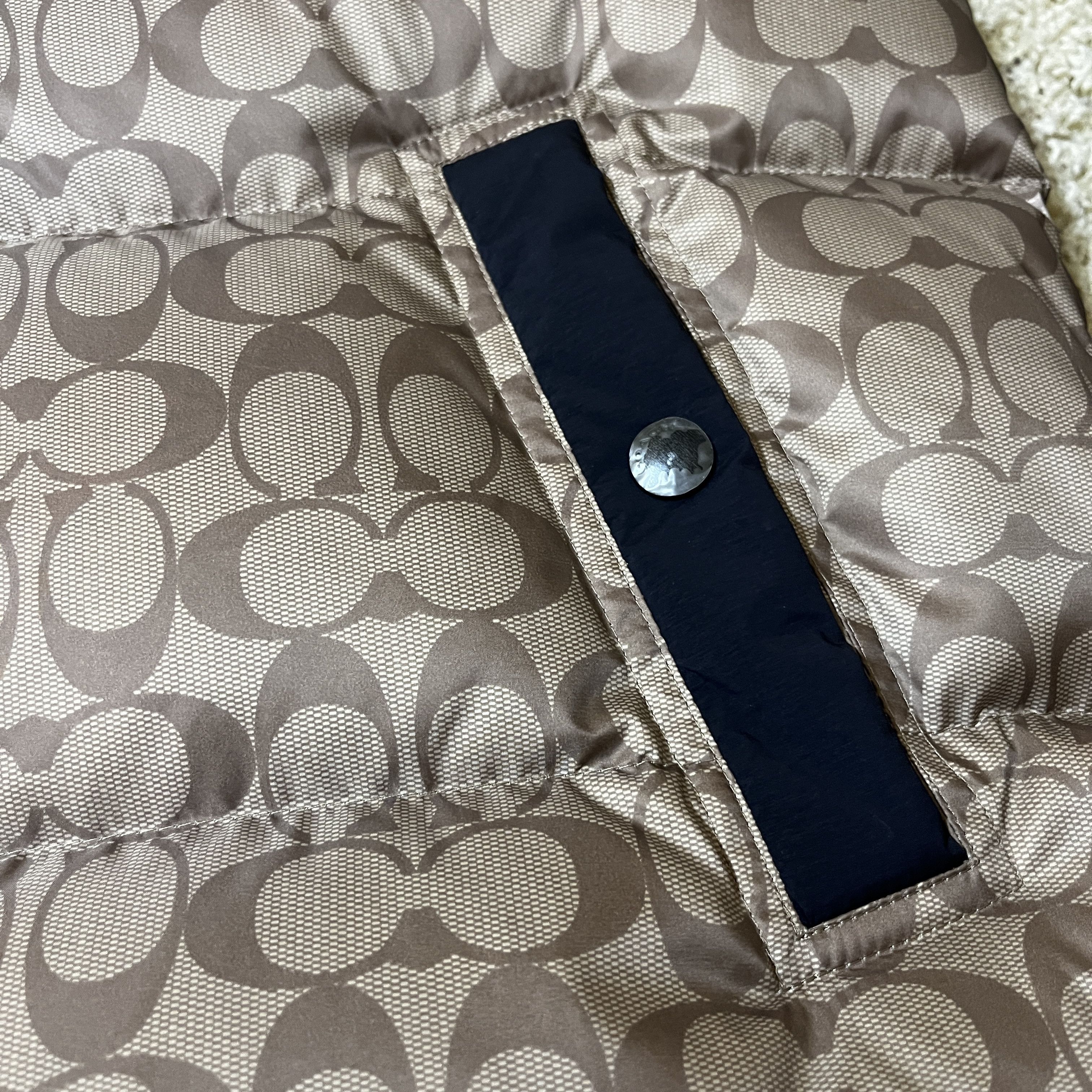 Coach NWT Coach Men’s Logo Signature Down Vest C5035 Size US M / EU 48-50 / 2 - 4 Thumbnail