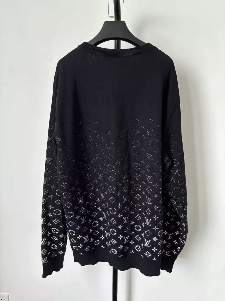 Louis Vuitton Louis Vuitton Long Sleeve Sweater with Old Flower Gradient Size US XXL / EU 58 / 5 - 2 Thumbnail