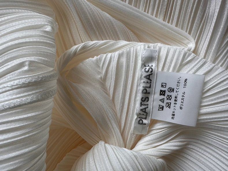 Issey Miyake Issey Miyake size:2 White pleated dress Size XS / US 0-2 / IT 36-38 - 7 Thumbnail
