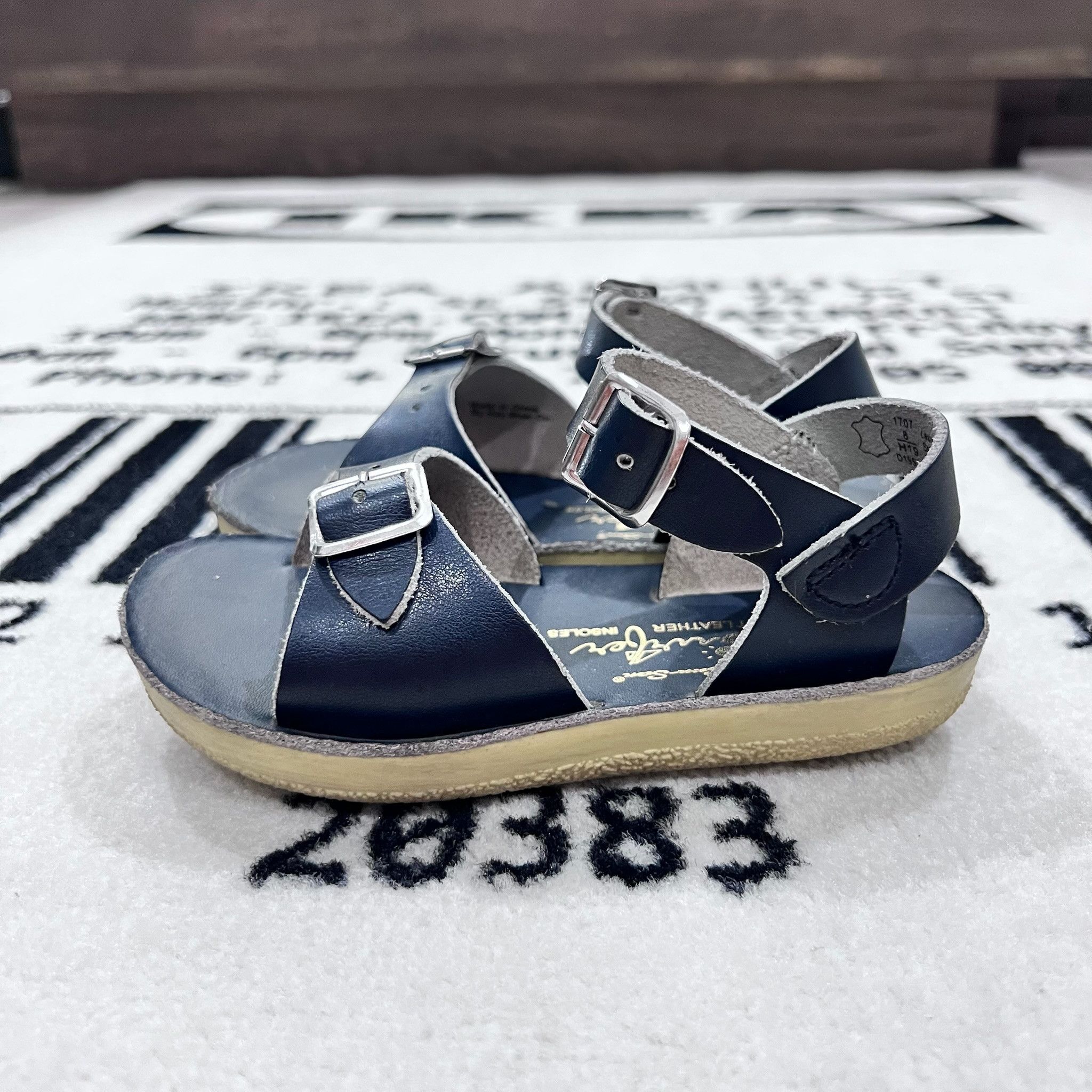 Other Hoy Shoe Salt Water Sun-San Surfer sandals in navy leather Size US 8 / EU 41 - 5 Thumbnail