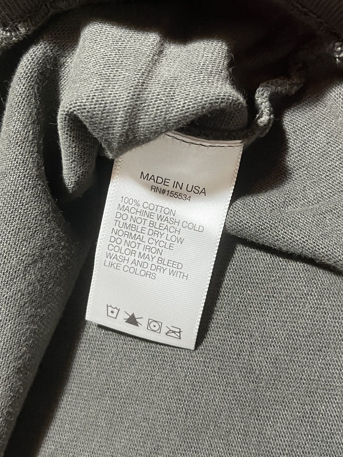 Yeezy Yeezy core season 6 longsleeve Size US M / EU 48-50 / 2 - 3 Thumbnail