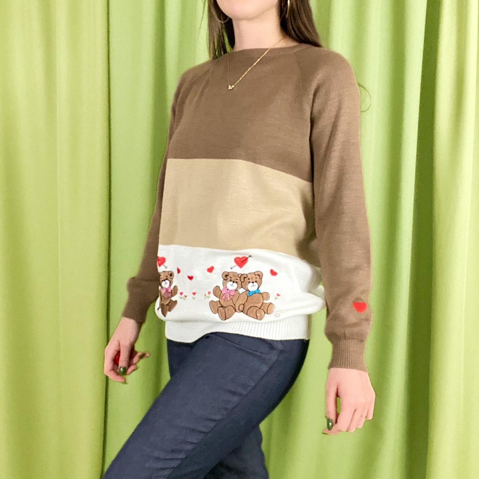 Vintage 80s Vintage White Tan and Brown Heart Teddy Bear Sweater Size L / US 10 / IT 46 - 3 Thumbnail