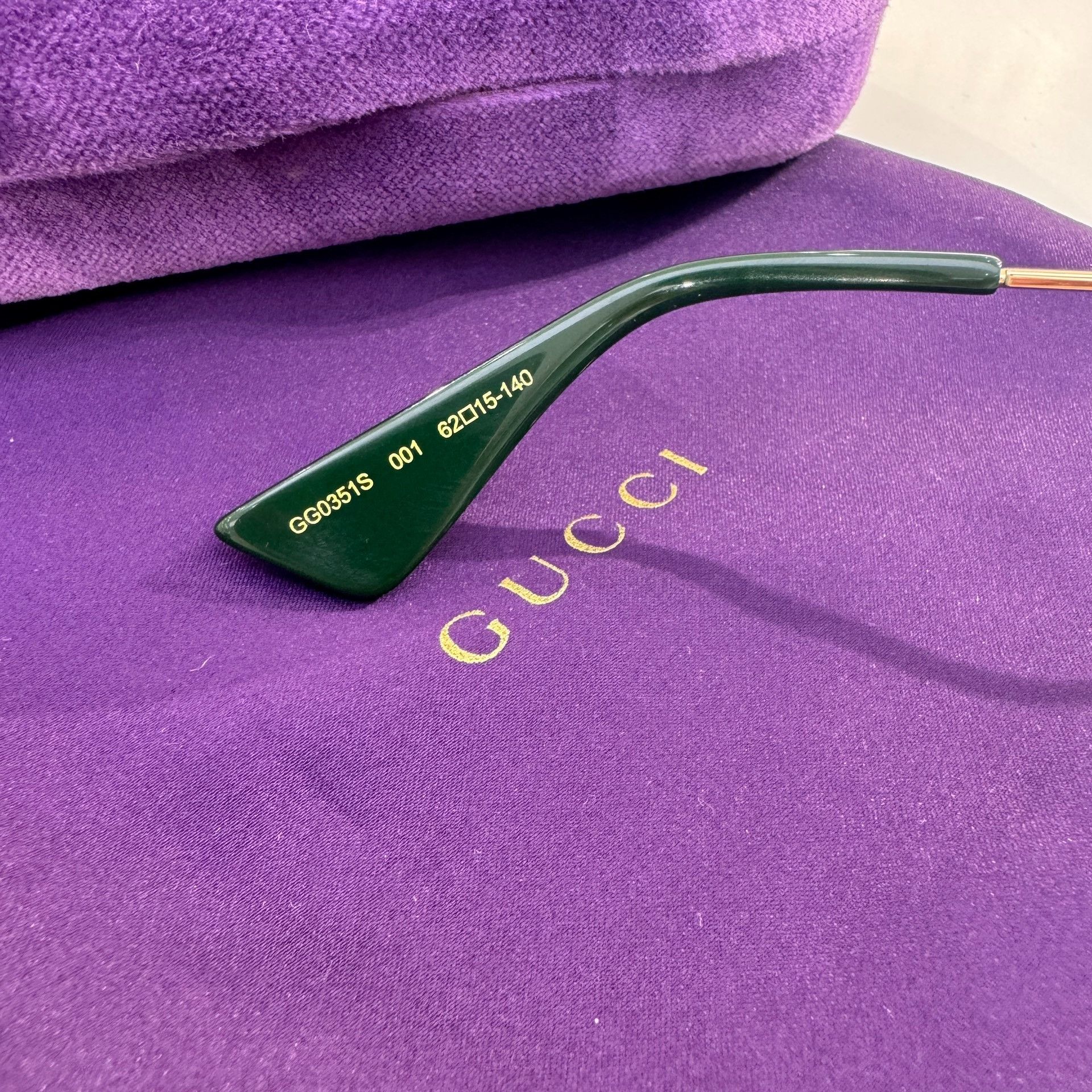 Gucci Gucci Gucci pilot little bee red and green legs Ni Ni same Size ONE SIZE - 3 Thumbnail