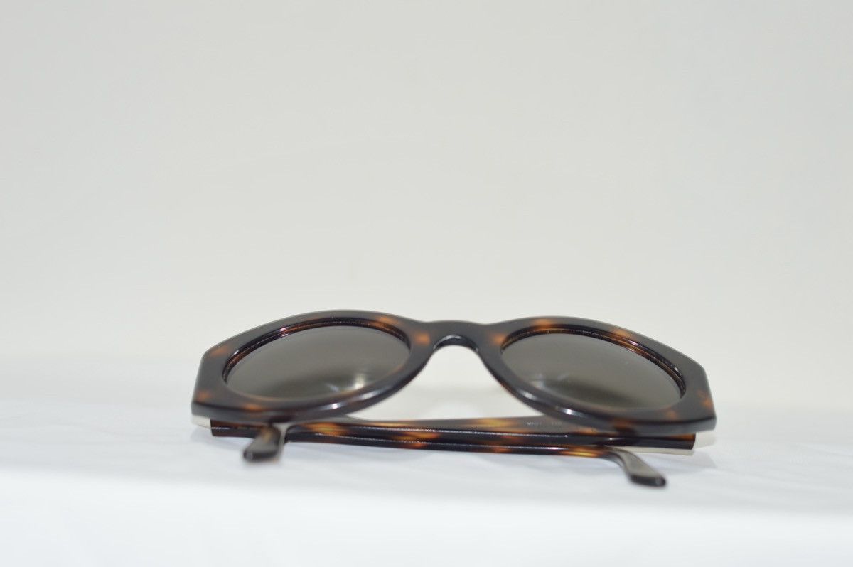 Giovanni Valentino × Valentino Valentino V687 Tortoise Sunglasses Size ONE SIZE - 9 Thumbnail