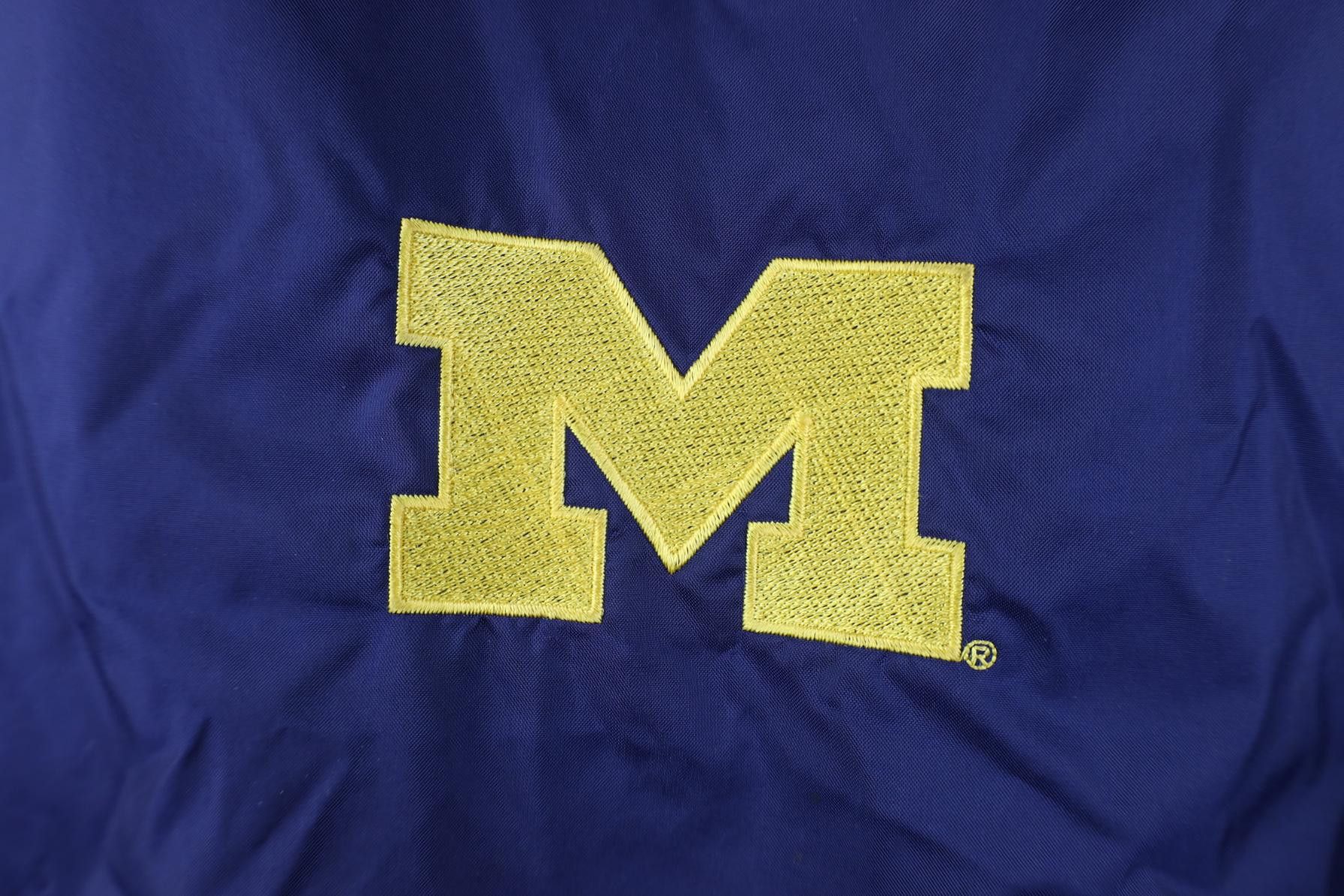 Nike Vintage 90s Nike Swoosh University of Michigan Rain Jacket Size US L / EU 52-54 / 3 - 5 Thumbnail