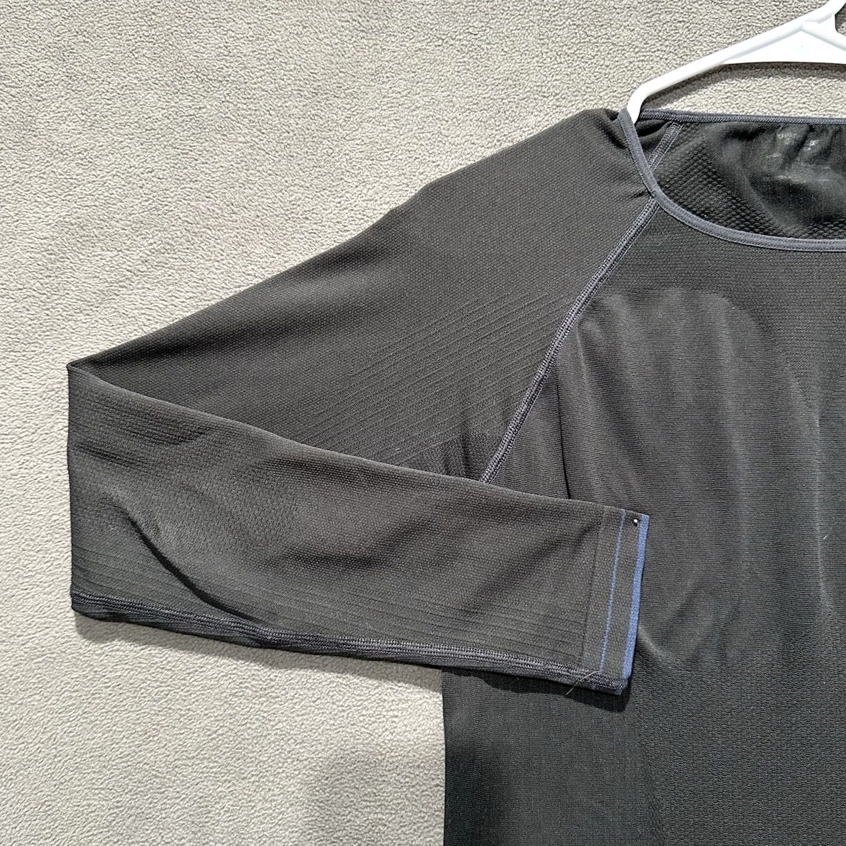 Patagonia VINTAGE Patagonia Capilene Shirt Womens XS Charcoal Gray Long Sleeve Base Layer Stretch Size XS / US 0-2 / IT 36-38 - 6 Thumbnail