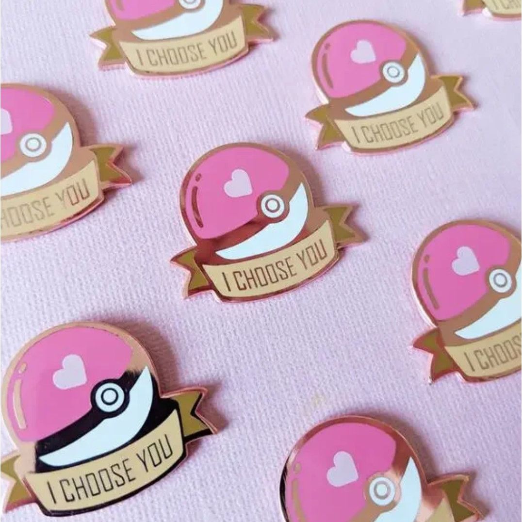& Other Stories Pokemon Elf Ball I Choose You Hard Enamel Pins 11-2 Size ONE SIZE - 2 Thumbnail