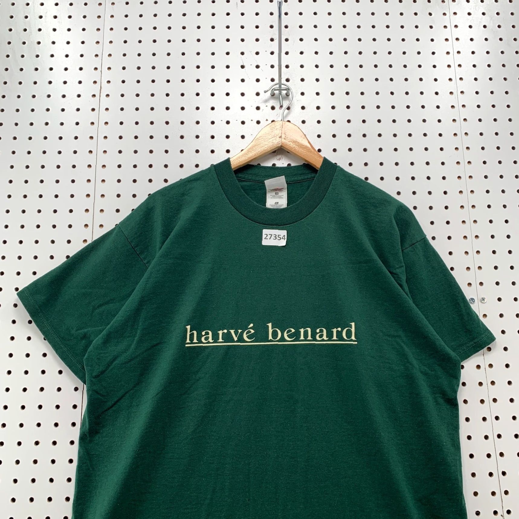 Fruit Of The Loom VINTAGE Harve Benard Shirt Green Adult XL Short Sleeve Crew Neck T-Shirt 90s Football Looney Tunes Packers Mens Size US XL / EU 56 / 4 - 5 Thumbnail