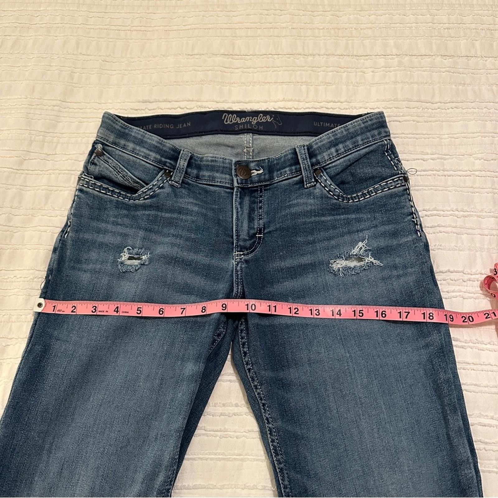 Wrangler Wrangler Shiloh 7 x 32 Distressed Flare Jeans denim stretch Size 30" / US 8 / IT 44 - 5 Thumbnail