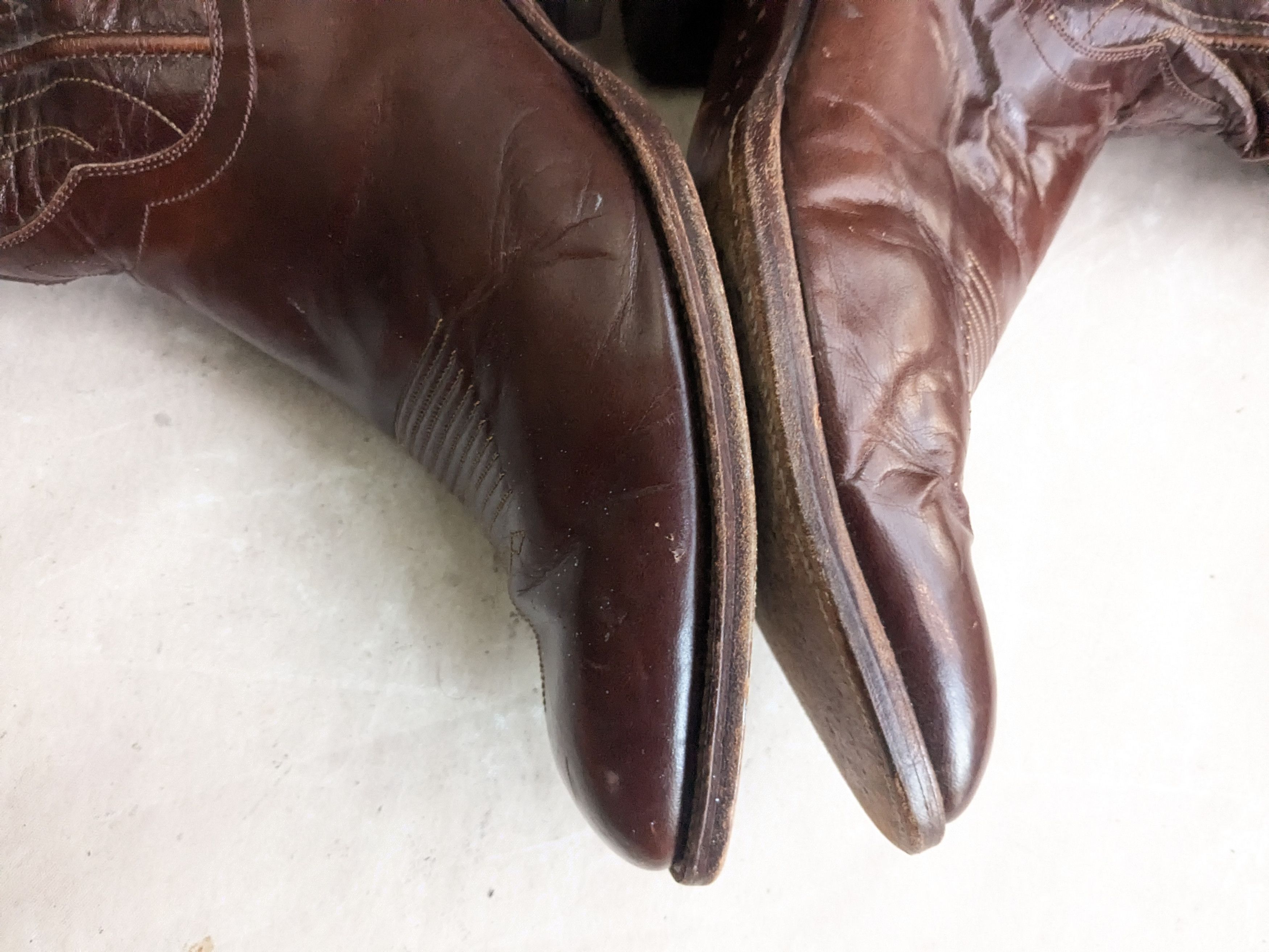 Dan Post Dan Post Cowboy Boots Brown Leather 10 D Spain Size US 10 / EU 43 - 3 Thumbnail