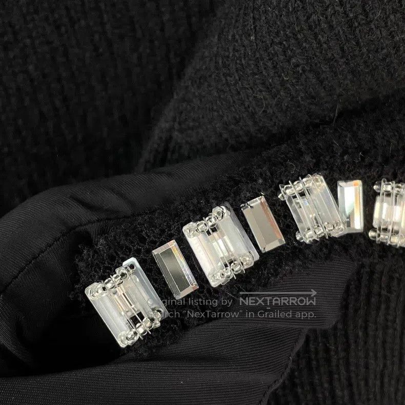 Louis Vuitton Louis Vuitton Black nail bead short sleeve Size XS / US 0-2 / IT 36-38 - 7 Thumbnail