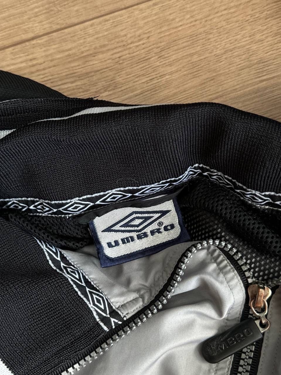 Umbro UMBRO VINTAGE RARE STREETWEAR LIGHT JACKET Size US M / EU 48-50 / 2 - 7 Thumbnail