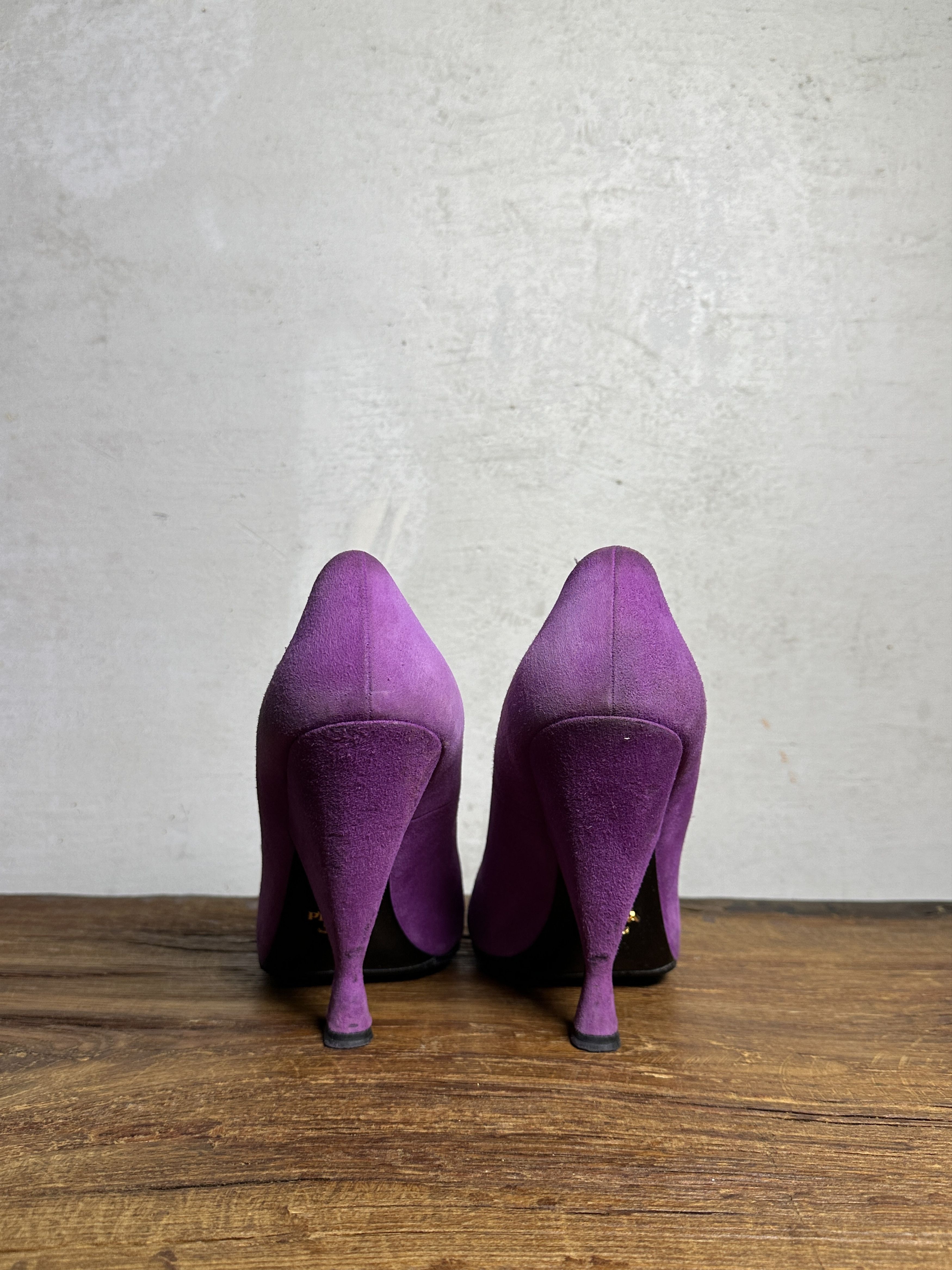 Prada Prada AW10 Suede Fuchsia Heels Size US 10 / IT 40 - 9 Thumbnail