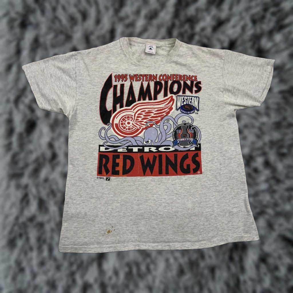 Delta VINTAGE Detroit Red Wings T-Shirt NHL 90s Logo Crew Neck Short Sleeve Gray 1990s Men Large MLB Sports USA Size US L / EU 52-54 / 3 - 1 Thumbnail