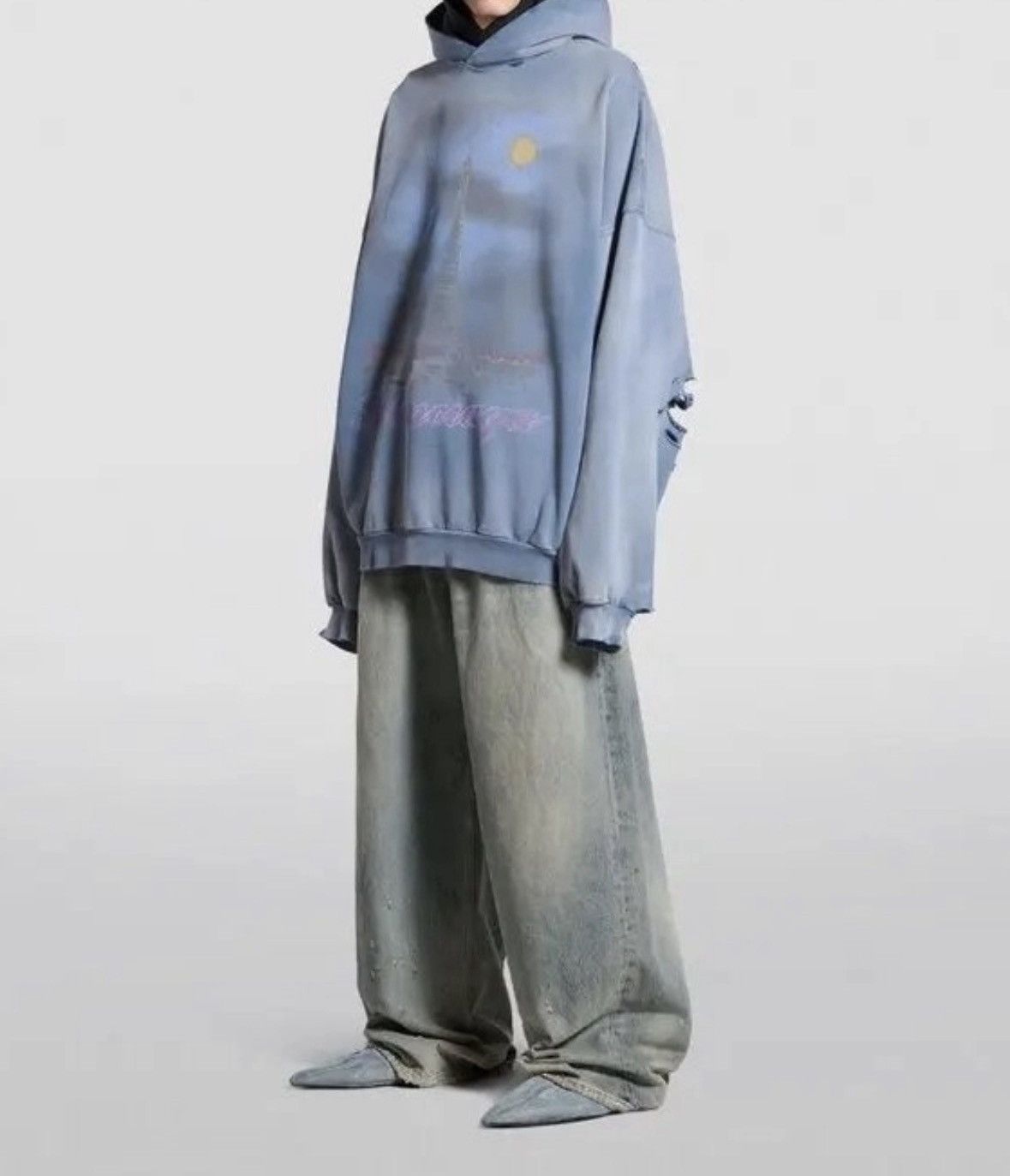Balenciaga Balenciaga „Paris Moon“ faded blue Hoodie Sz1 NEW Size US S / EU 44-46 / 1 - 2 Thumbnail