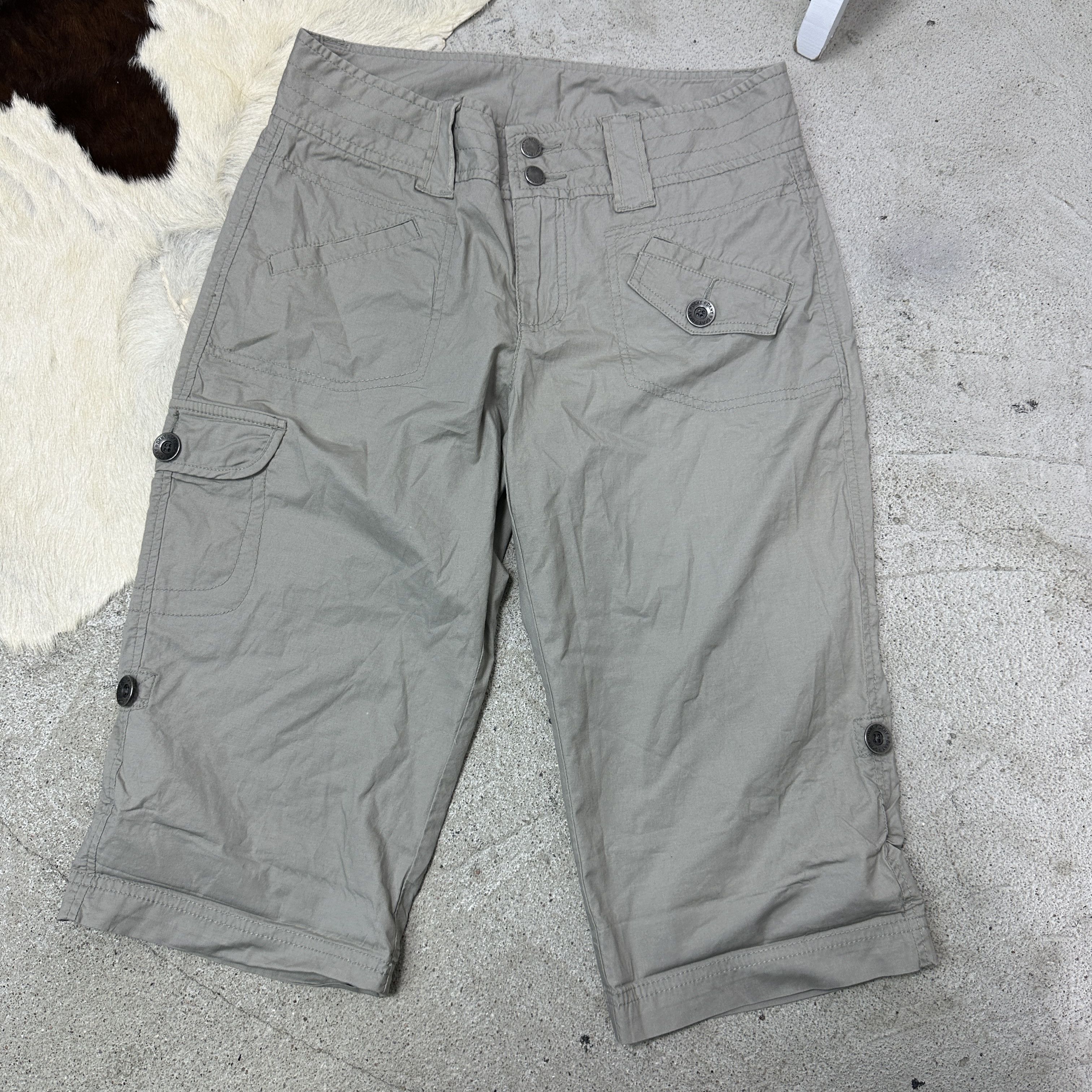 DKNY Vintage Streetwear Capri Cargo Shorts DKNY Y2K Size US 33 - 4 Thumbnail