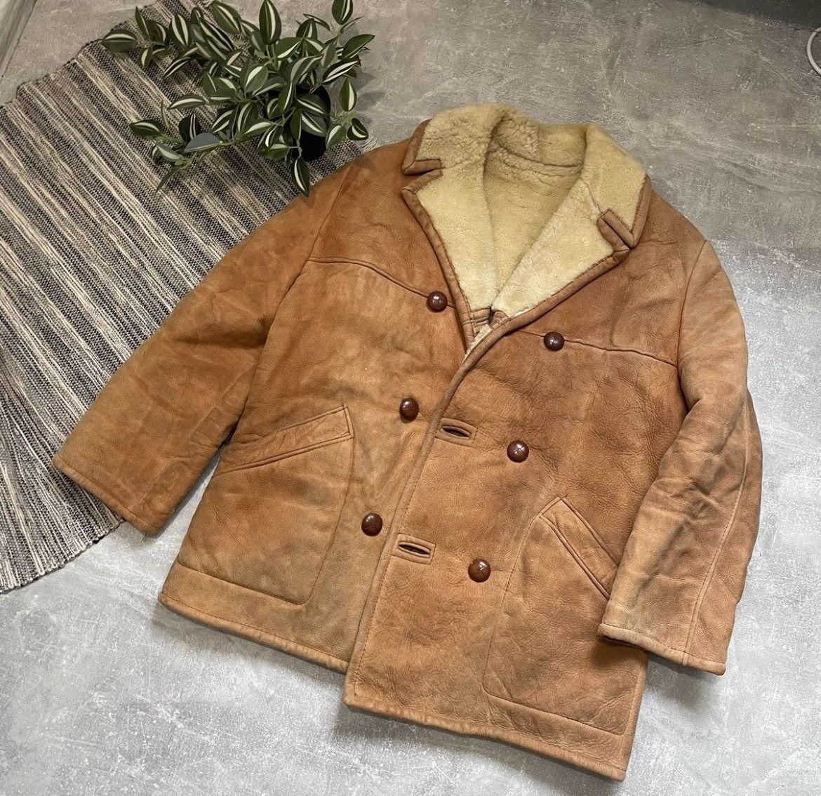 Other 🇯🇵Vintage B-3 Aviator Distressed Sherpa fur faux Biker Jacket Size US S / EU 44-46 / 1 - 1 Thumbnail