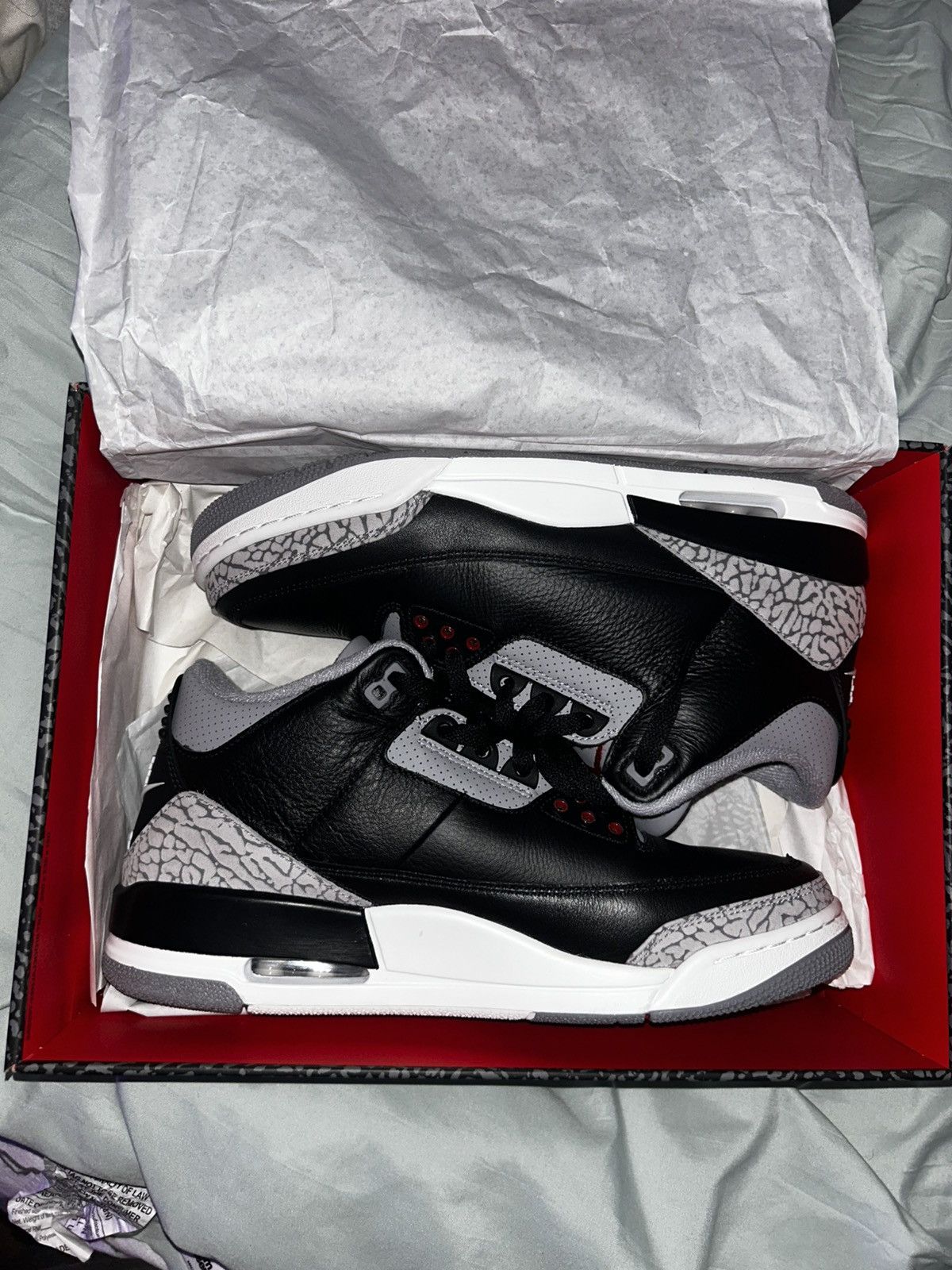 Jordan Brand Jordan 3 Black Cement 3s Size 10 Size US 10 / EU 43 - 1 Thumbnail