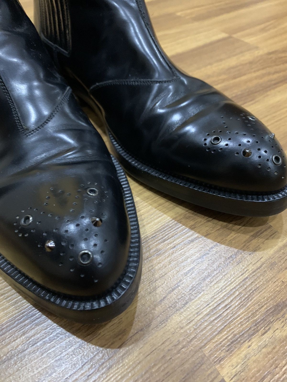 Leather × Sergio Rossi SERGIO ROSSI STUDDED LEATHER CHELSEA BOOTS Size US 5.5 / EU 38 - 9 Thumbnail