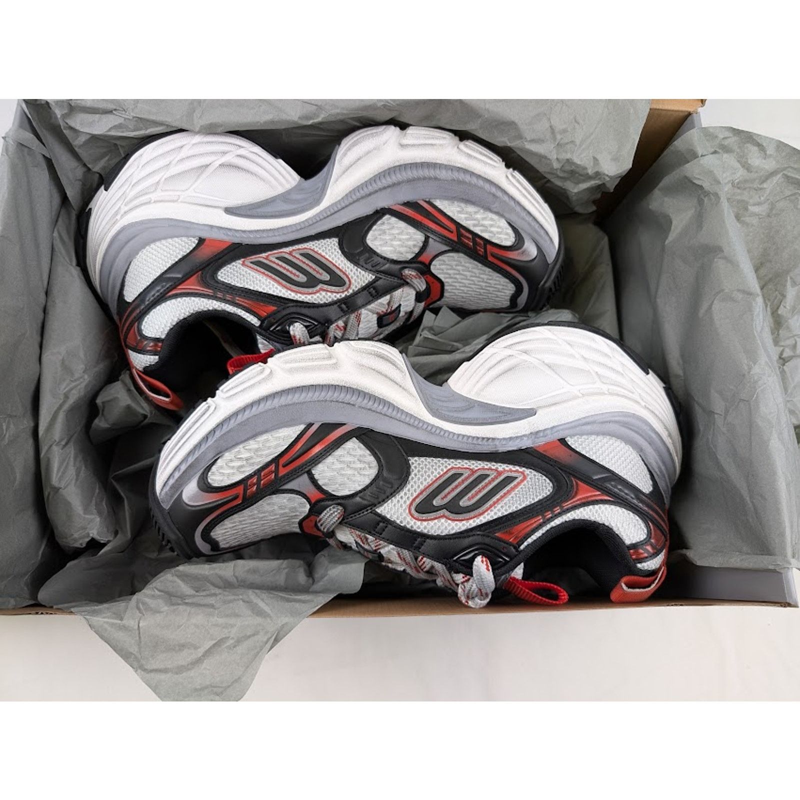 Balenciaga o1rshd1 10XL Sneakers Mesh in Grey/White/Red 41 Size US 8 / EU 41 - 15 Thumbnail
