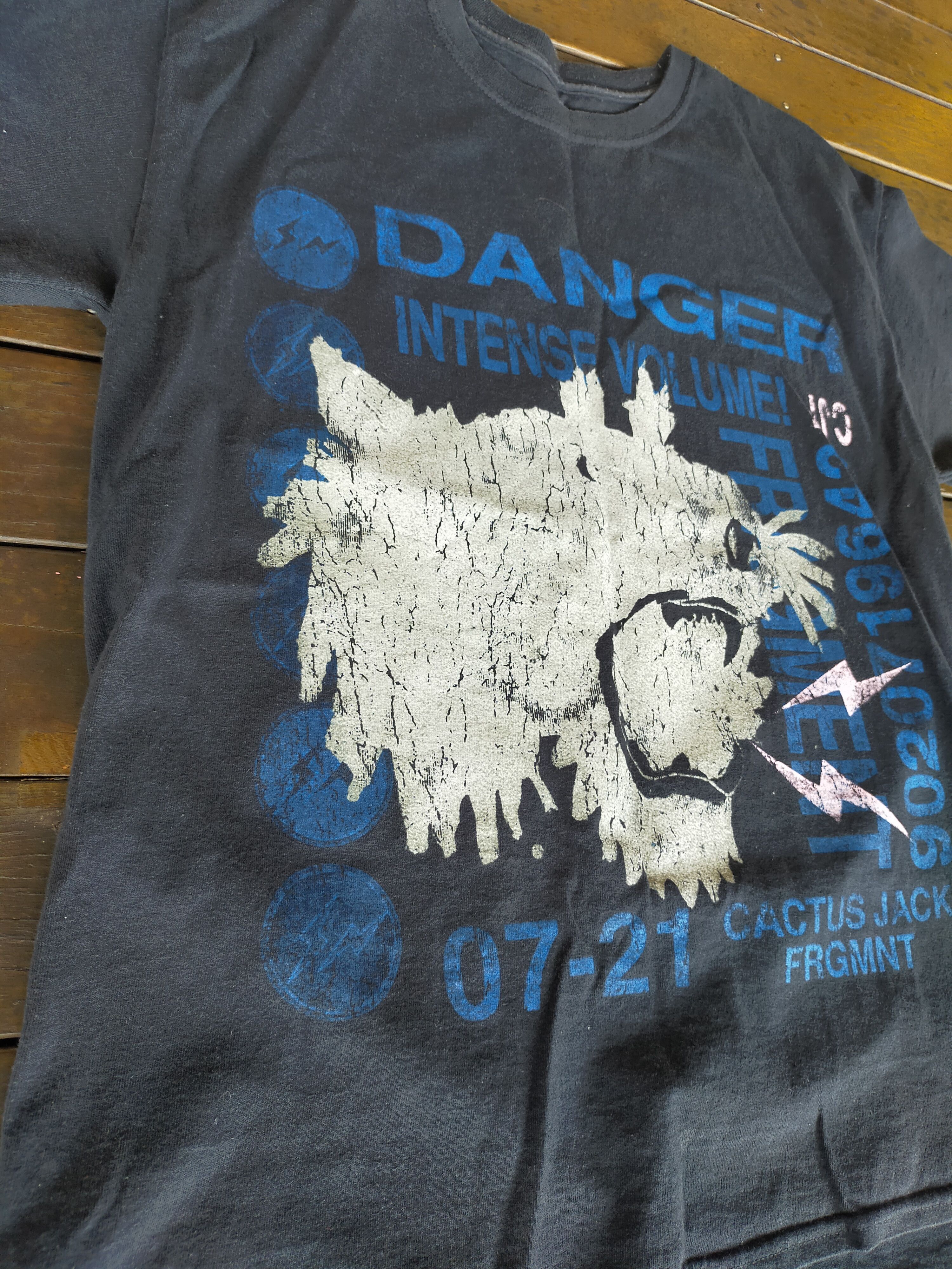 Fragment Design × Jordan Brand × Travis Scott Travis Scott x Fragment Danger Cactus Jack tee shirt Size US M / EU 48-50 / 2 - 4 Thumbnail