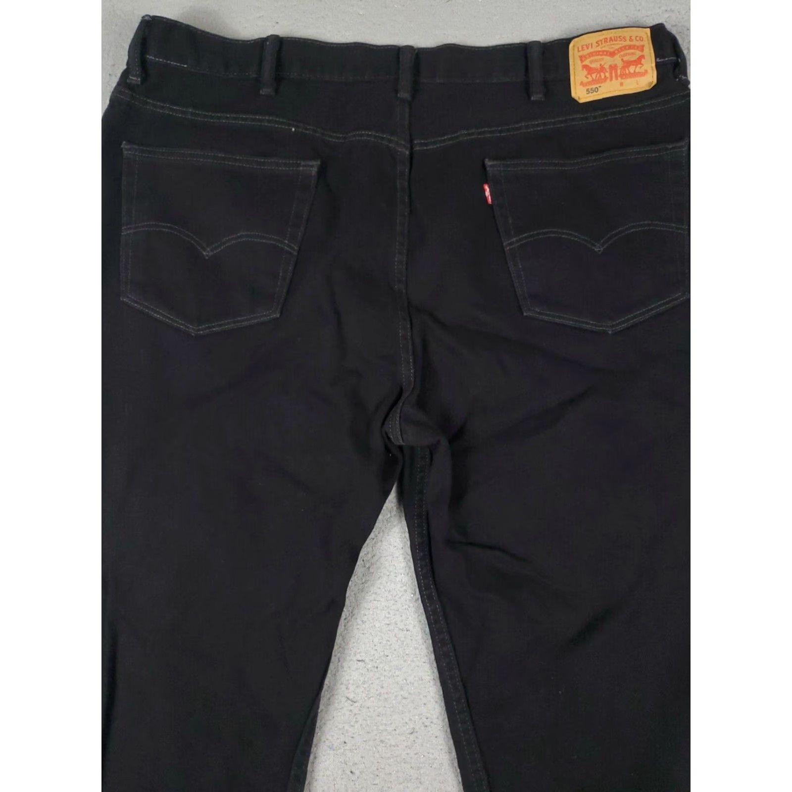 Levi's Levis 550 Jeans Mens 43x25 Black Straight Leg Cotton Denim Pants Mens Size US 43 - 7 Thumbnail
