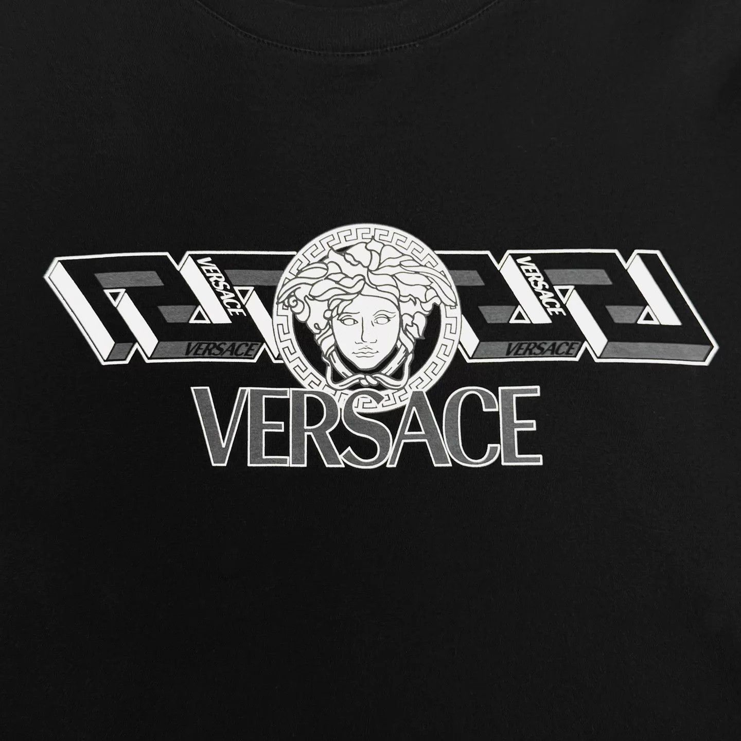 Versace Versace Black Medusa Logo SilkCotton Short Sleeve L Unisex Size US L / EU 52-54 / 3 - 5 Thumbnail