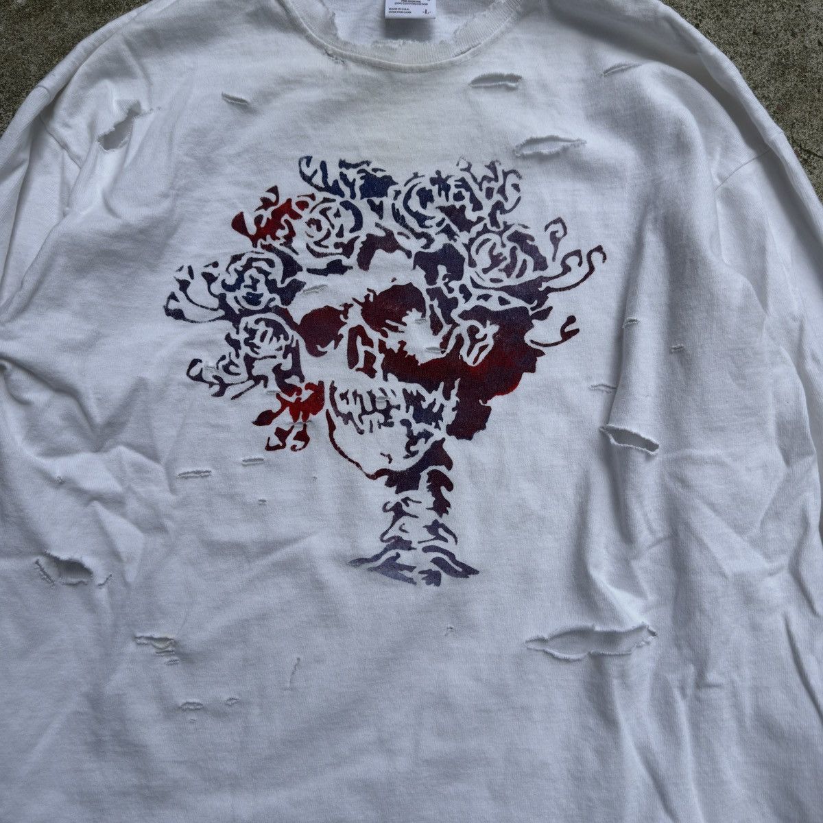 Vintage Grateful Dead Skull Thrashed Distressed Longsleeve Tee Size US L / EU 52-54 / 3 - 6 Thumbnail