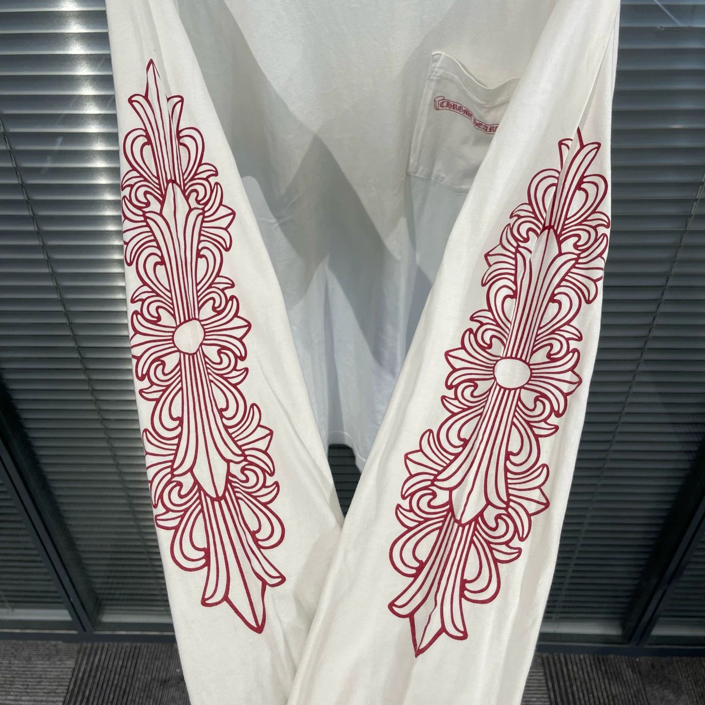 Chrome Hearts Chrome Hearts Red Cross Horseshoe Allover Print LS XL Size US XL / EU 56 / 4 - 6 Thumbnail