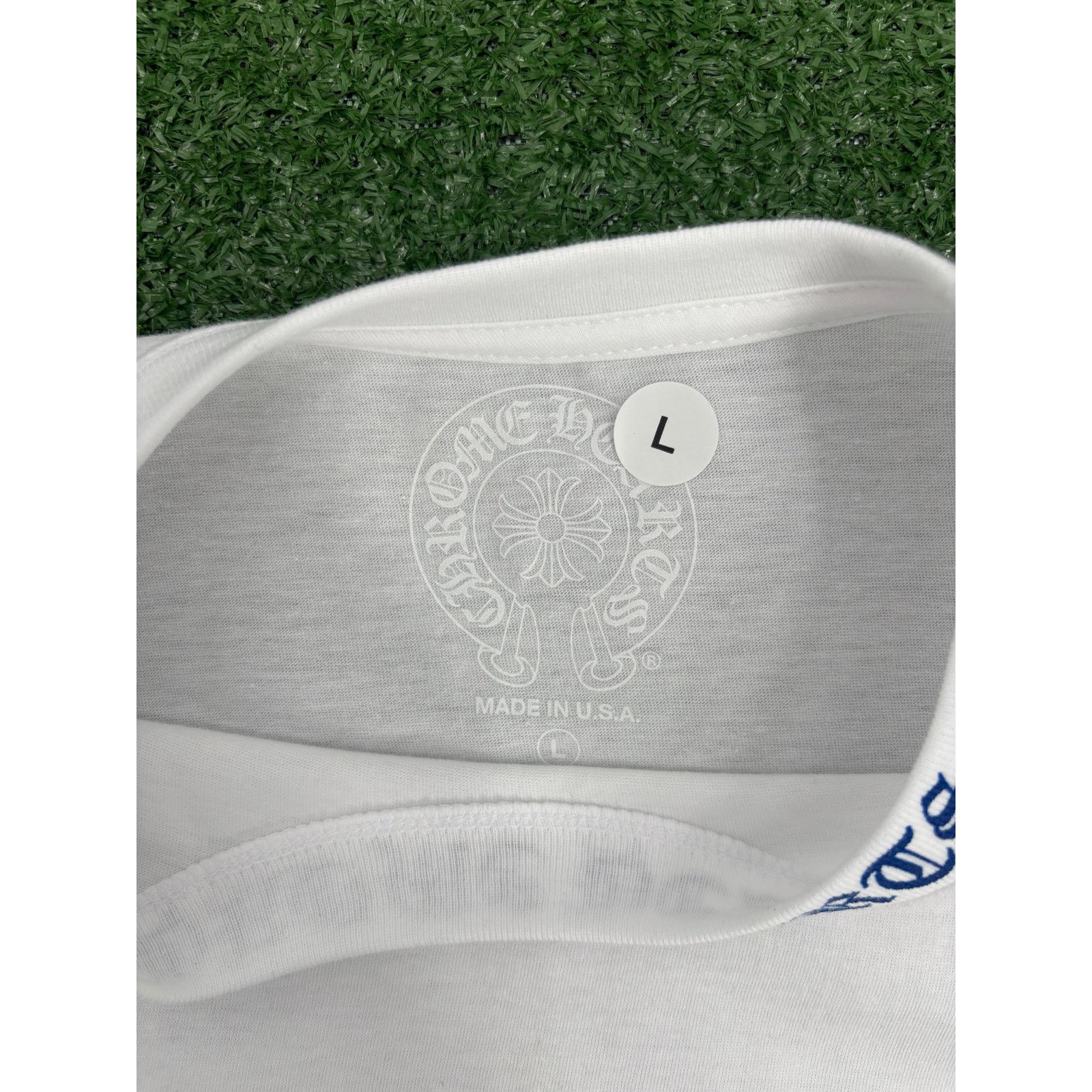 Chrome Hearts Chrome Hearts Blue Neck Logo White S/S T-Shirt Size Large Size US L / EU 52-54 / 3 - 6 Thumbnail