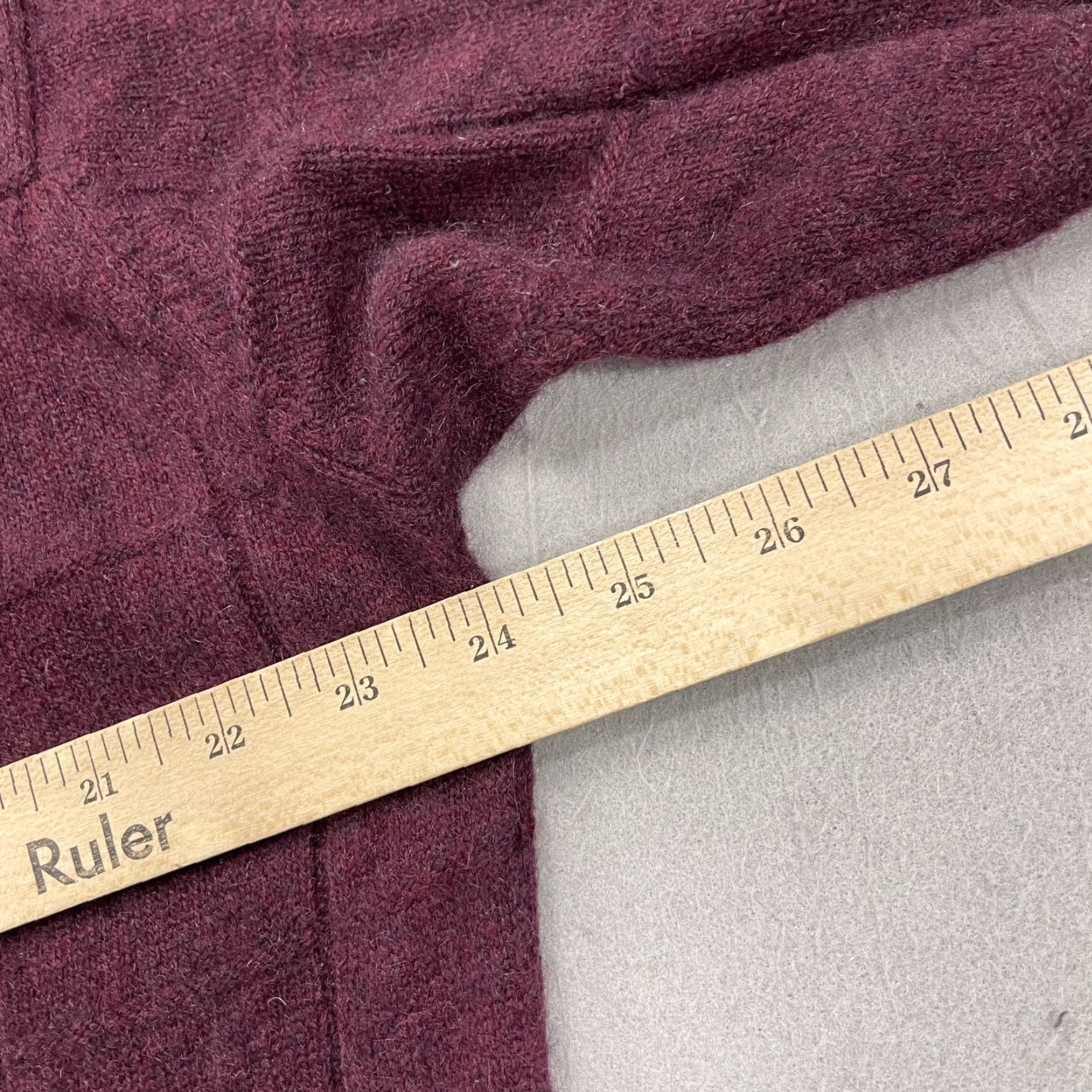 Joseph Joseph & Lyman Mens XL Purple 100% Cashmere Crewneck Knit Sweater Shirt Category: Sweater Size US XL / EU 56 / 4 - 7 Thumbnail