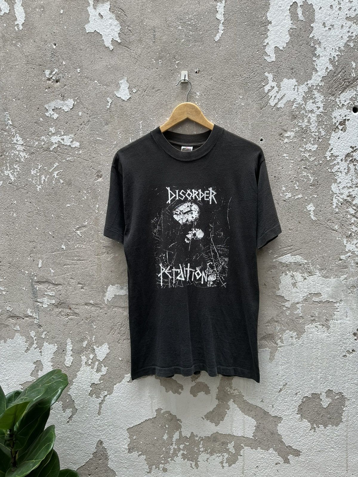 Band Tees Vintage 90's Disorder English Street Punk Band Faded Tees Size US M / EU 48-50 / 2 - 1 Thumbnail