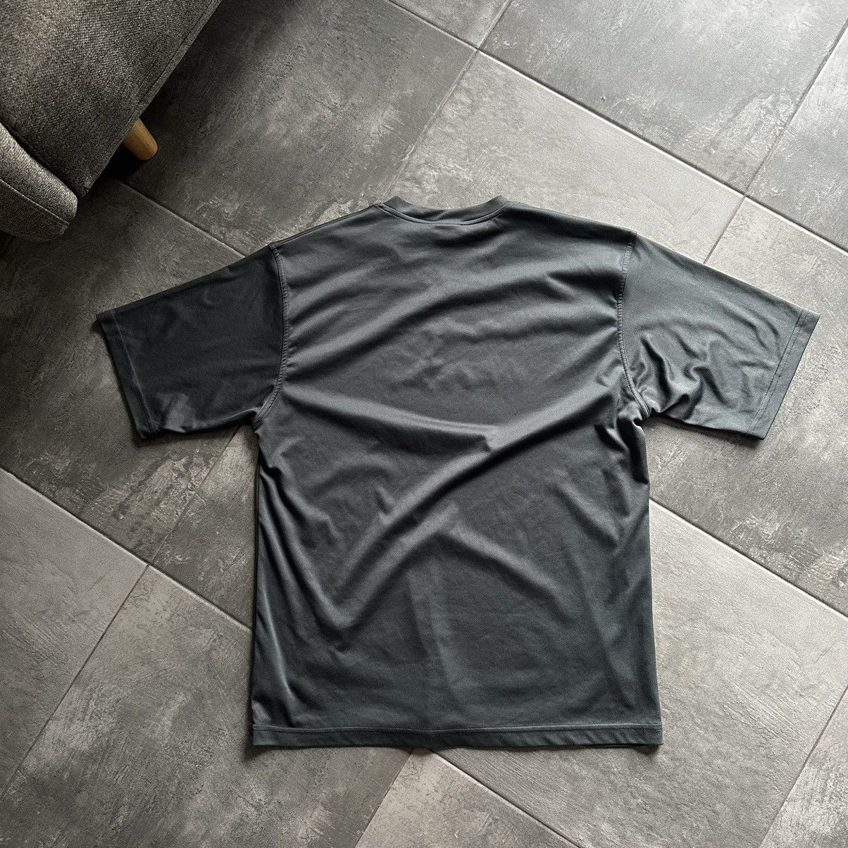 Nike × Vintage Vintage Nike Running T-shirts Sport-wear Y2K Big Logo 90s Size US XL / EU 56 / 4 - 5 Thumbnail
