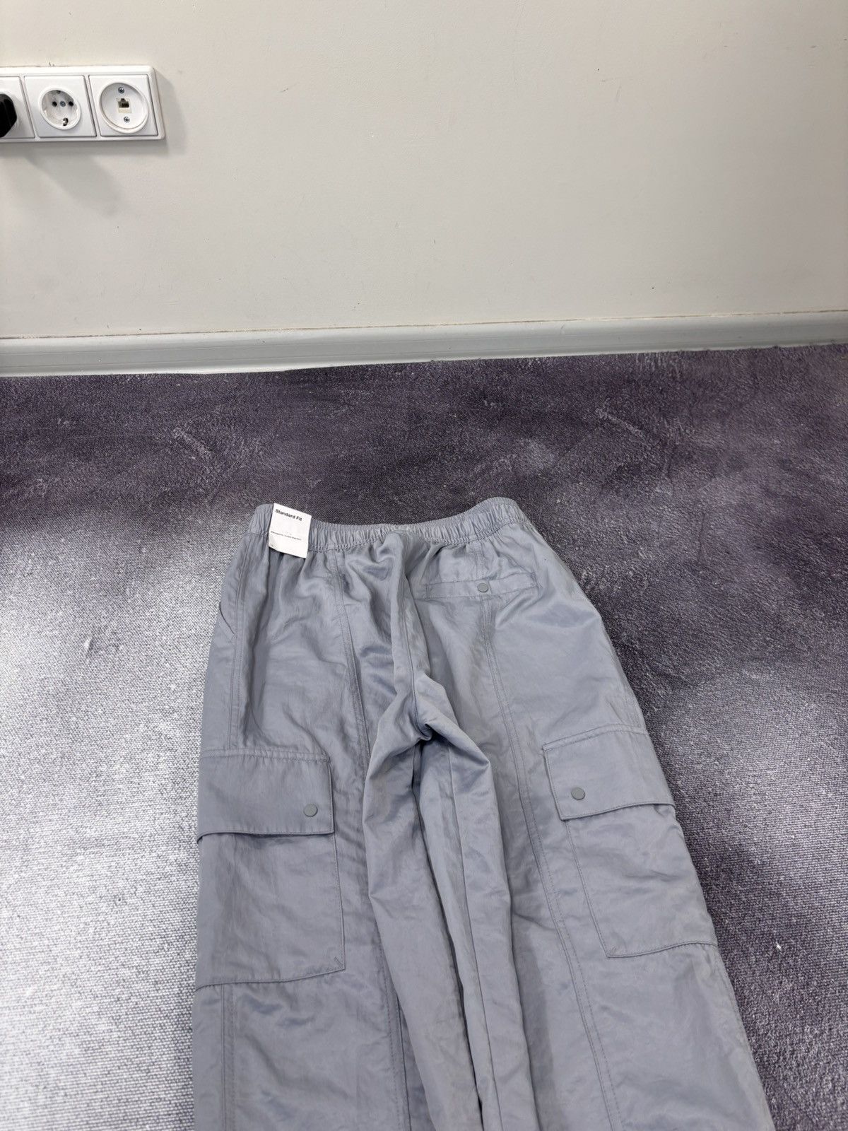 Jordan Brand Nike Air Jordan NWT Women’s Grey Nylon Utility Cargo Pants Size 30" / US 8 / IT 44 - 19 Thumbnail