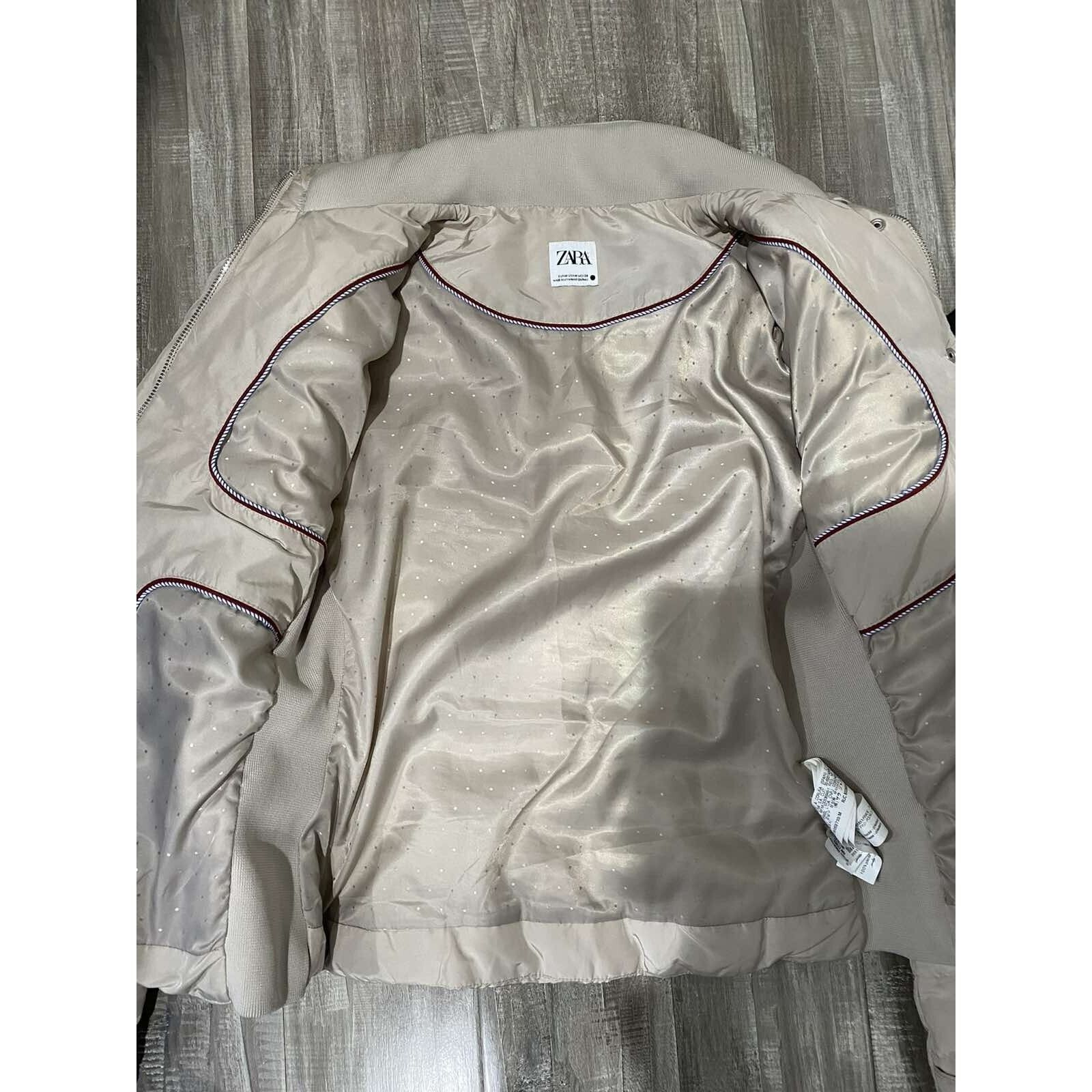 Zara ZARA LIGHTWEIGHT PUFFER JACKET SIZE M A001144 Size M / US 6-8 / IT 42-44 - 4 Thumbnail