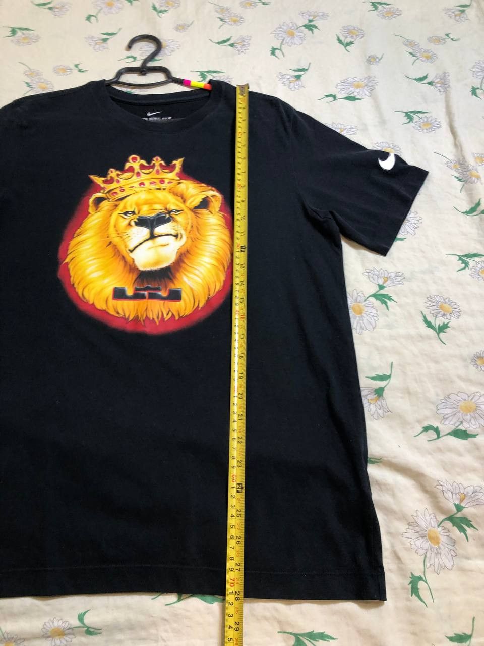 Nike Vintage Nike Big Y2K Print Short Sleeve T-Shirt Size US M / EU 48-50 / 2 - 8 Thumbnail