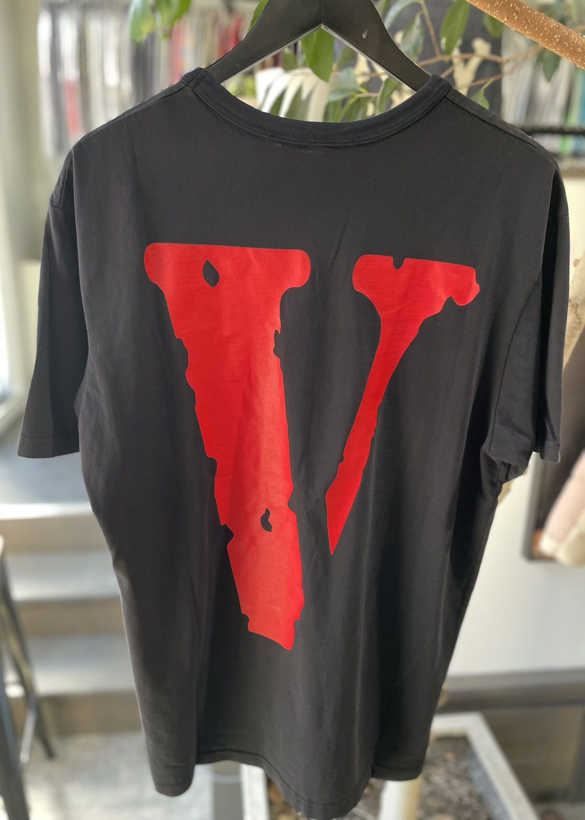 Vlone Vlone Friends Tee Size US L / EU 52-54 / 3 - 2 Thumbnail