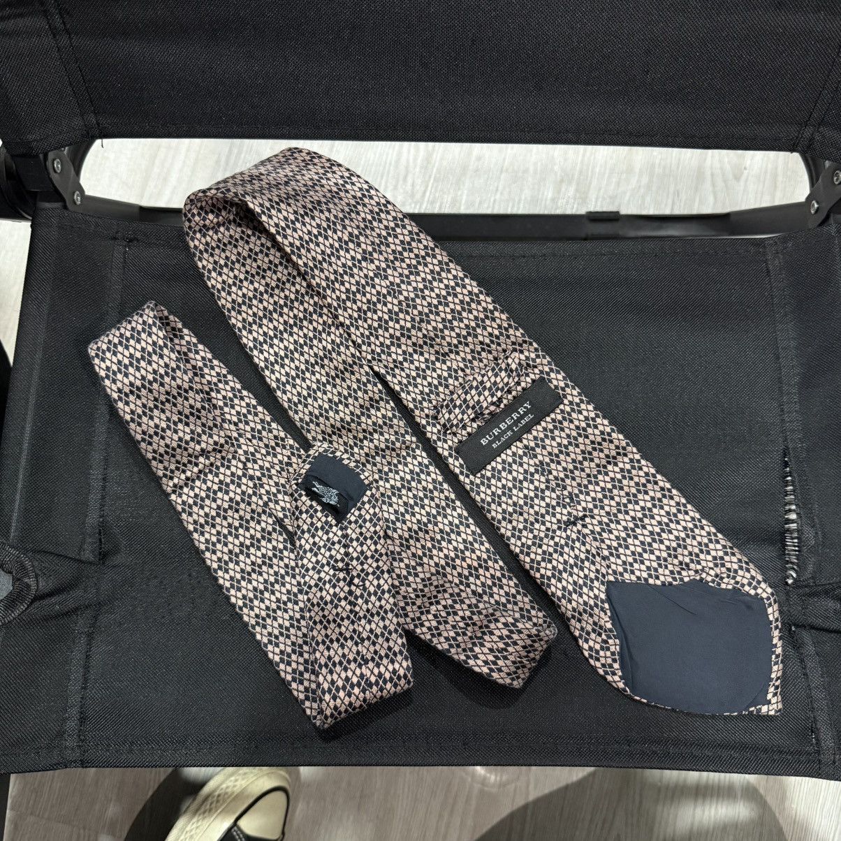 Burberry BURBERRY black label neck ties silk patterned argyle Size ONE SIZE - 1 Thumbnail
