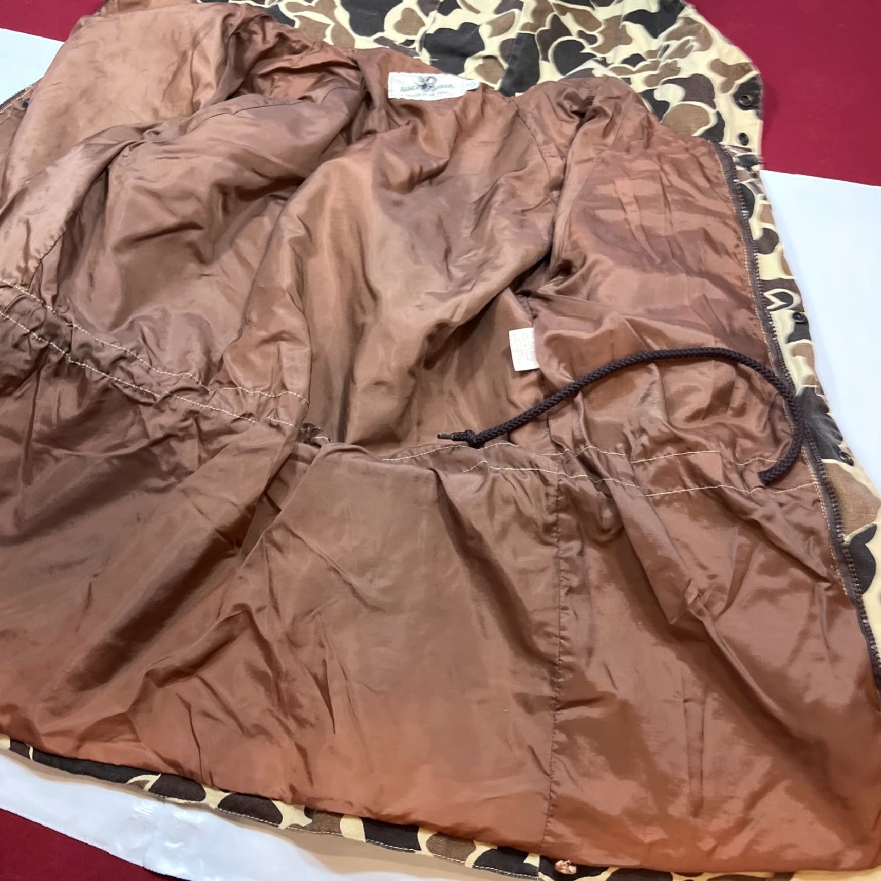 Vintage VINTAGE Black Sheep Jacket CAMOUFLAGE Hunting Brown Tan Camo Cargo Pockets Nylon Lining Hooded Snap Zip Mid-Length 1683 Mens S Size US S / EU 44-46 / 1 - 5 Thumbnail