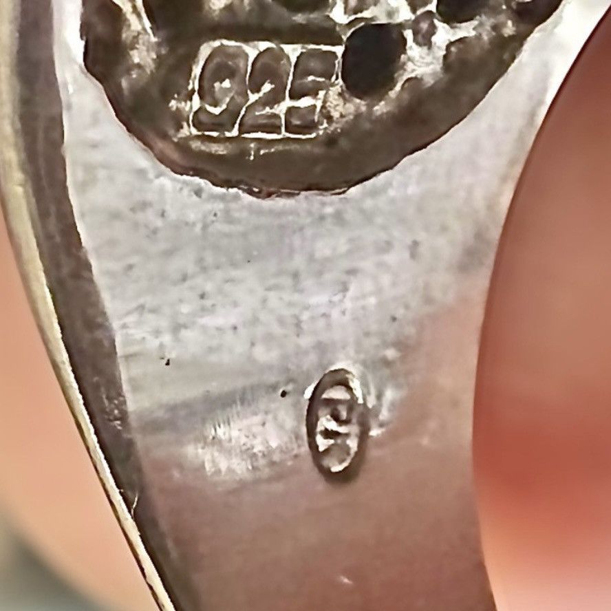 Vintage Vintage Black & White Sterling Silver Deco Ring Size ONE SIZE - 6 Thumbnail