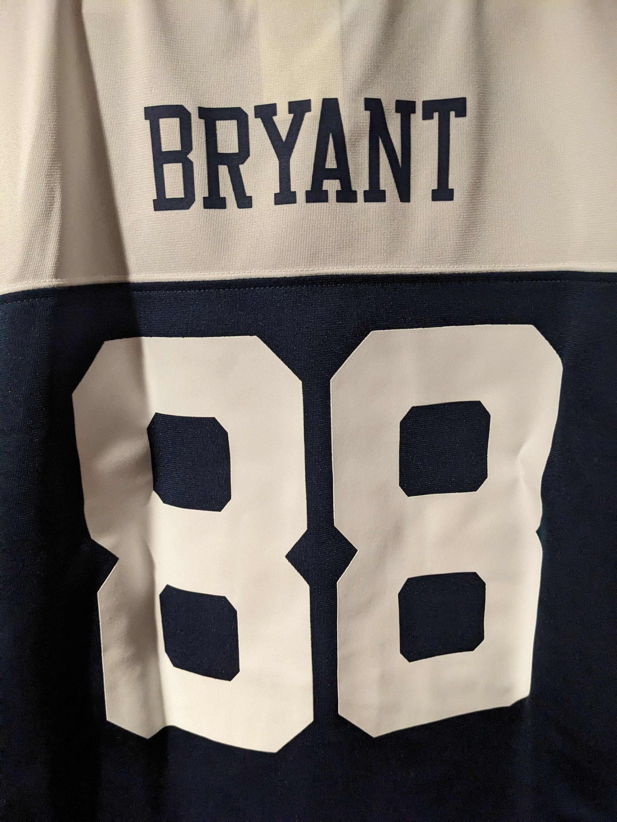 Nike Dallas Cowboys NFL Football Bryant Boys XL Football Jersey Size US XL / EU 56 / 4 - 2 Thumbnail