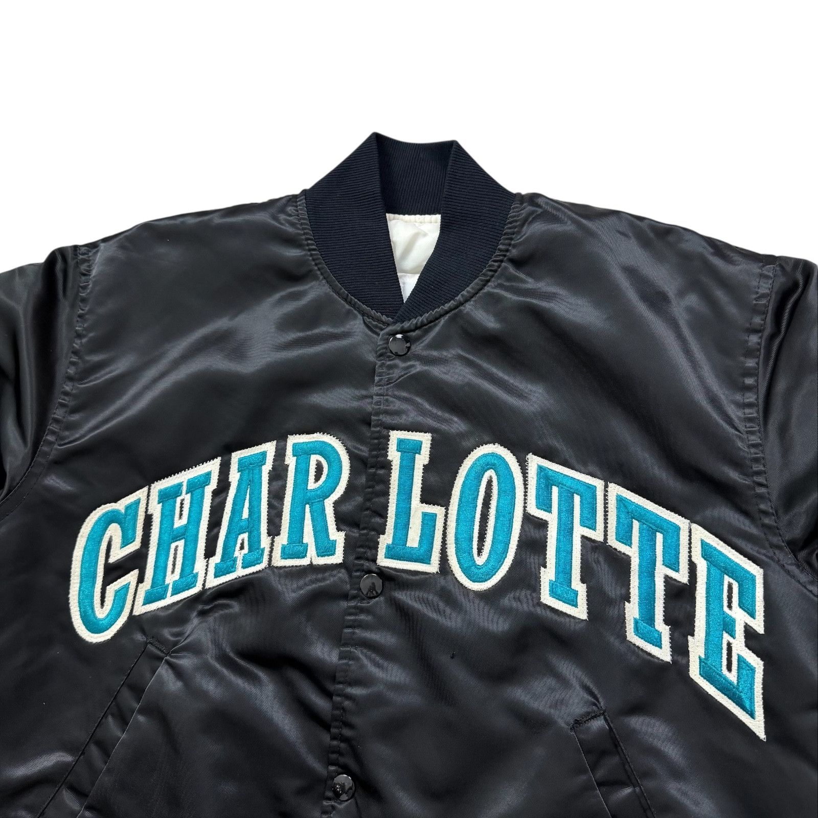 NBA VTG 90s CHARLOTTE HORNETS STARTER BOMBER SATIN JACKET Size US M / EU 48-50 / 2 - 2 Thumbnail