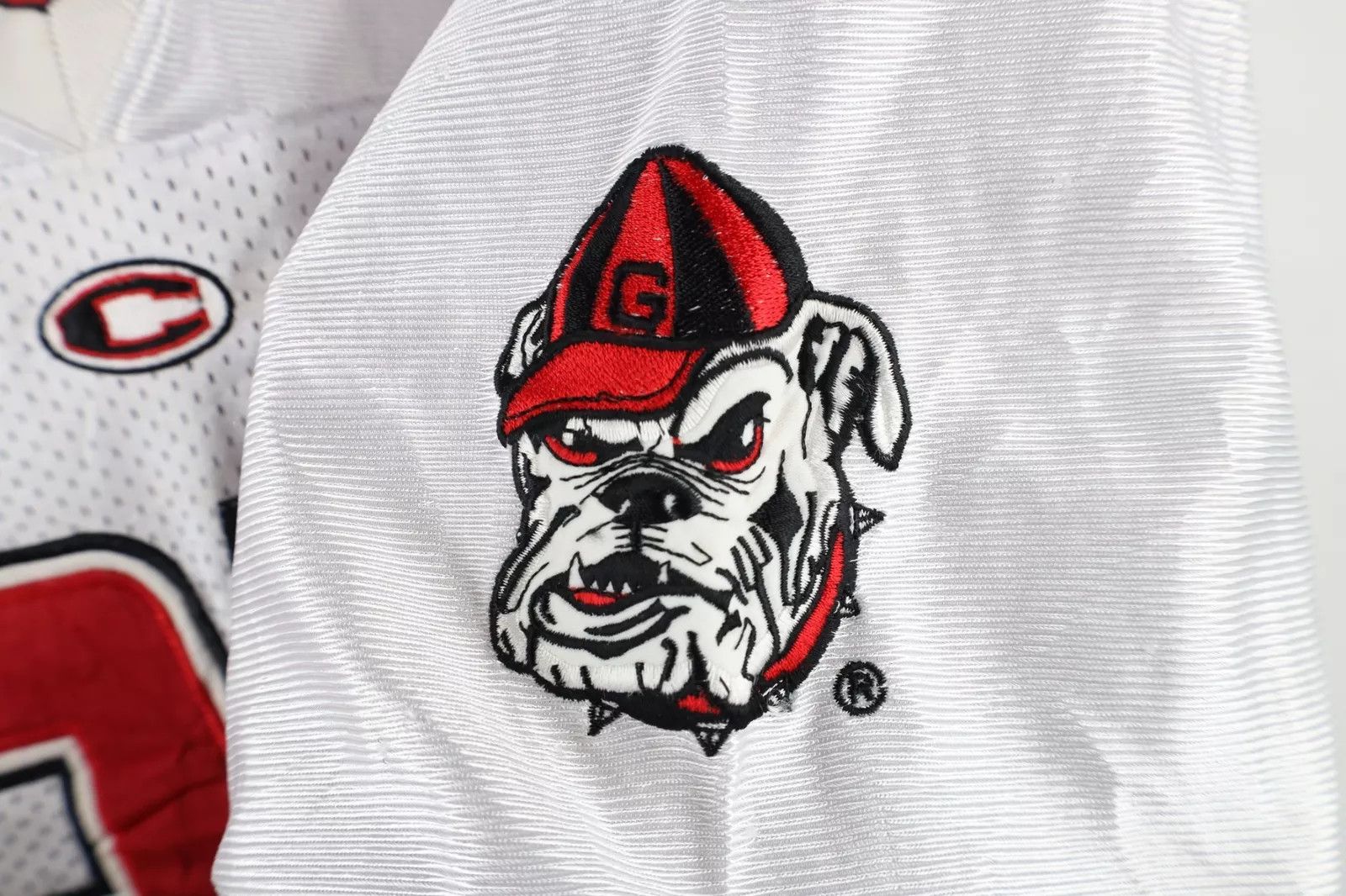 Vintage Vintage Distressed University of Georgia Football Jersey Size US XXL / EU 58 / 5 - 4 Thumbnail