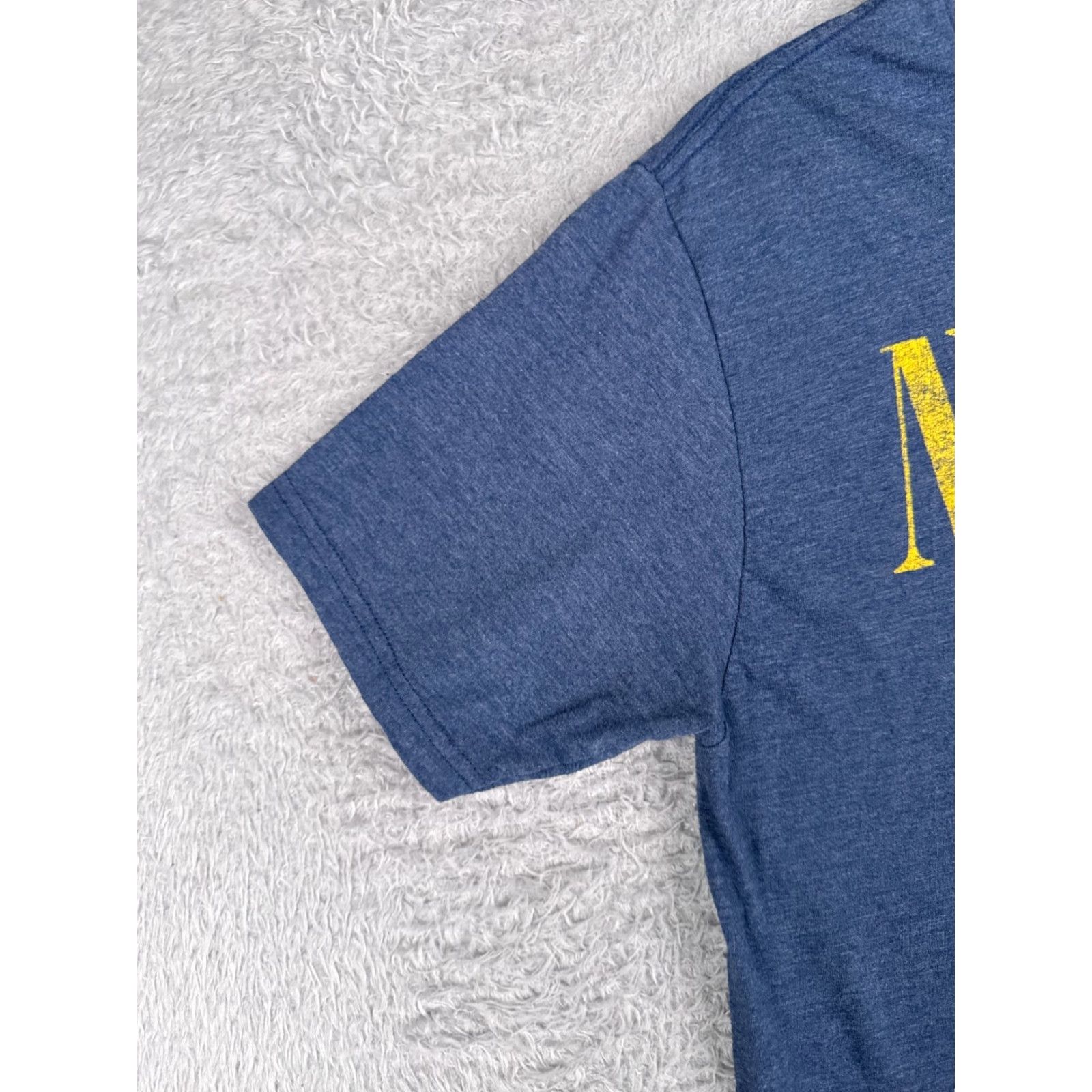 Vintage Nirvana Shirt Men Large Blue Short Sleeve Crew Neck Cotton Blend Logo Distressed 90s Band T-Shirt Mens Size US L / EU 52-54 / 3 - 3 Thumbnail