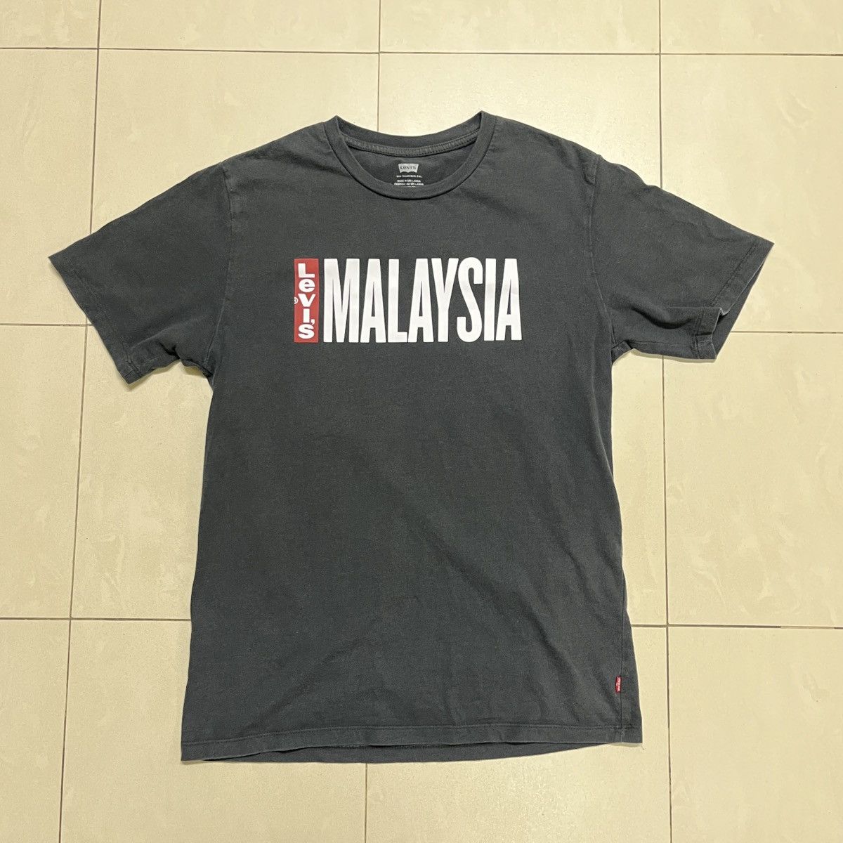Levi's × Levi's Vintage Clothing Levis Malaysia T Shirt Size US XS / EU 42 / 0 - 2 Thumbnail