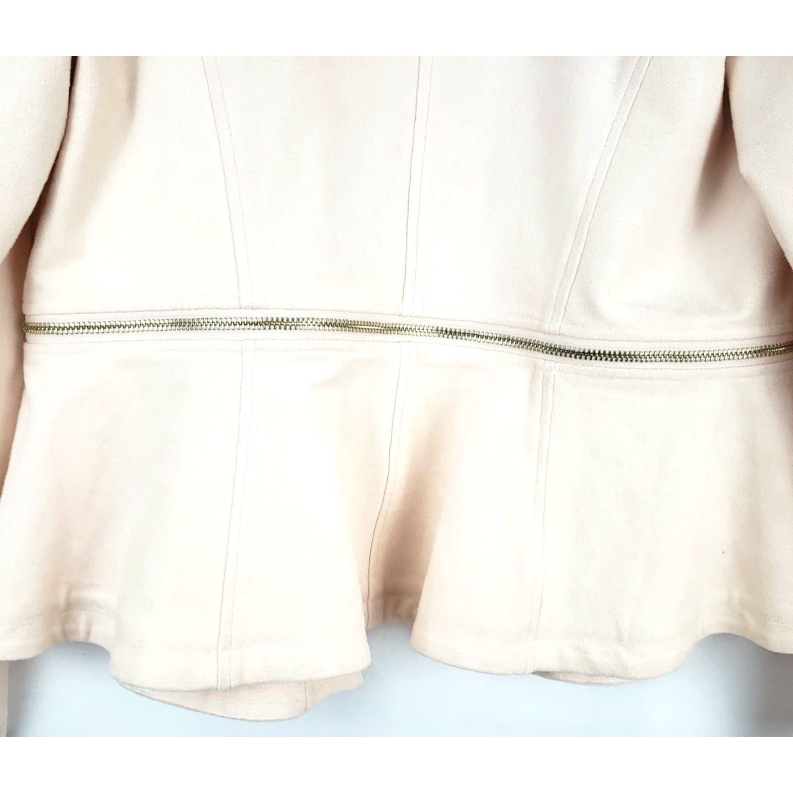 Vintage Chico's Women's Peplum Leather Jacket Light Pink Faux Suede Long Sleeve Classic Fit Size 0 Size XS / US 0-2 / IT 36-38 - 4 Thumbnail