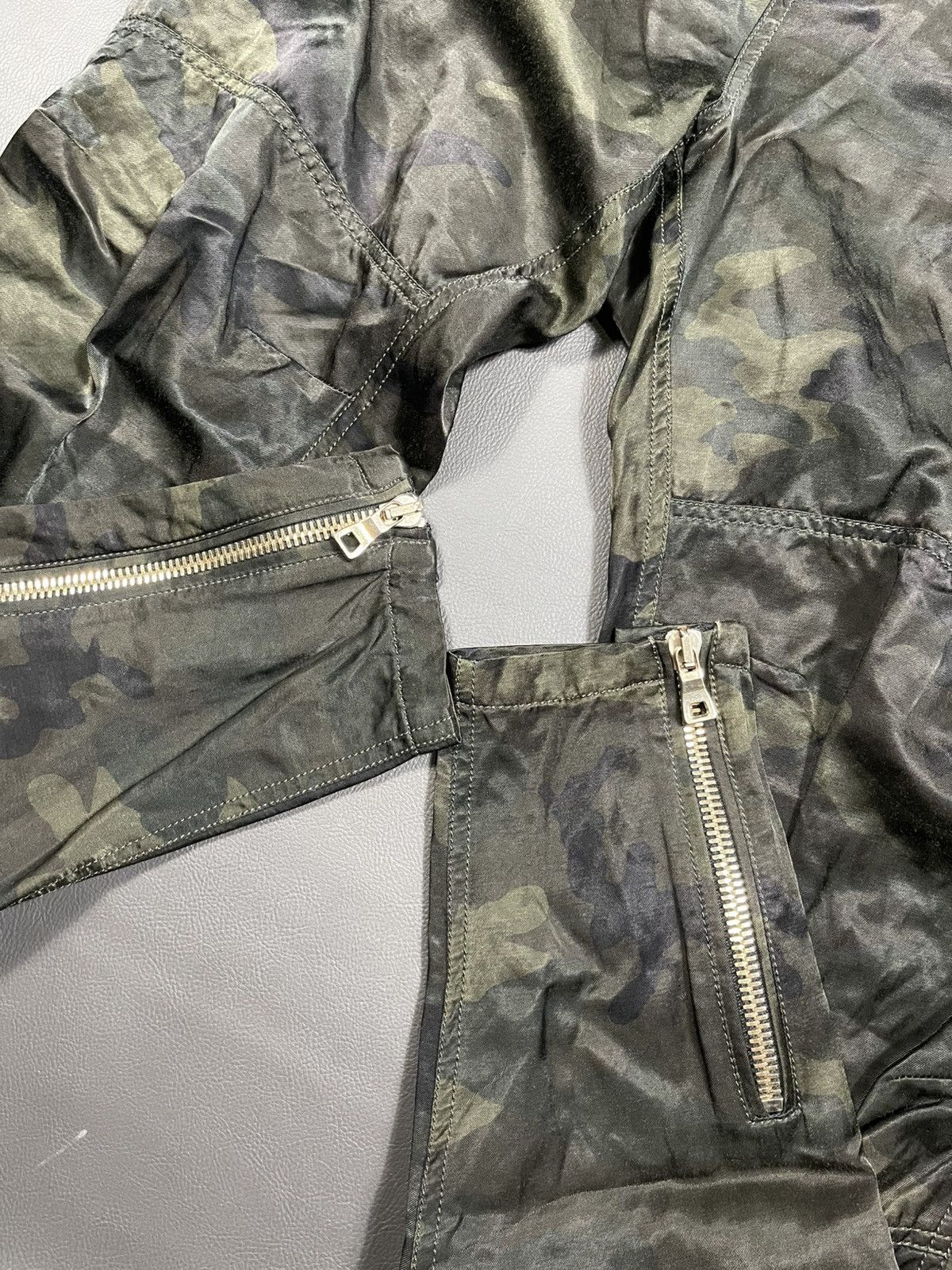 Balmain Balmain FW17 camouflage cargo pants Size US 30 / EU 46 - 5 Thumbnail